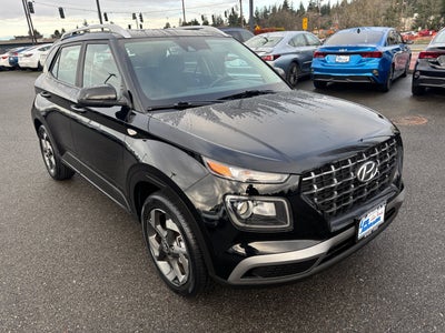 2022 Hyundai Venue SEL