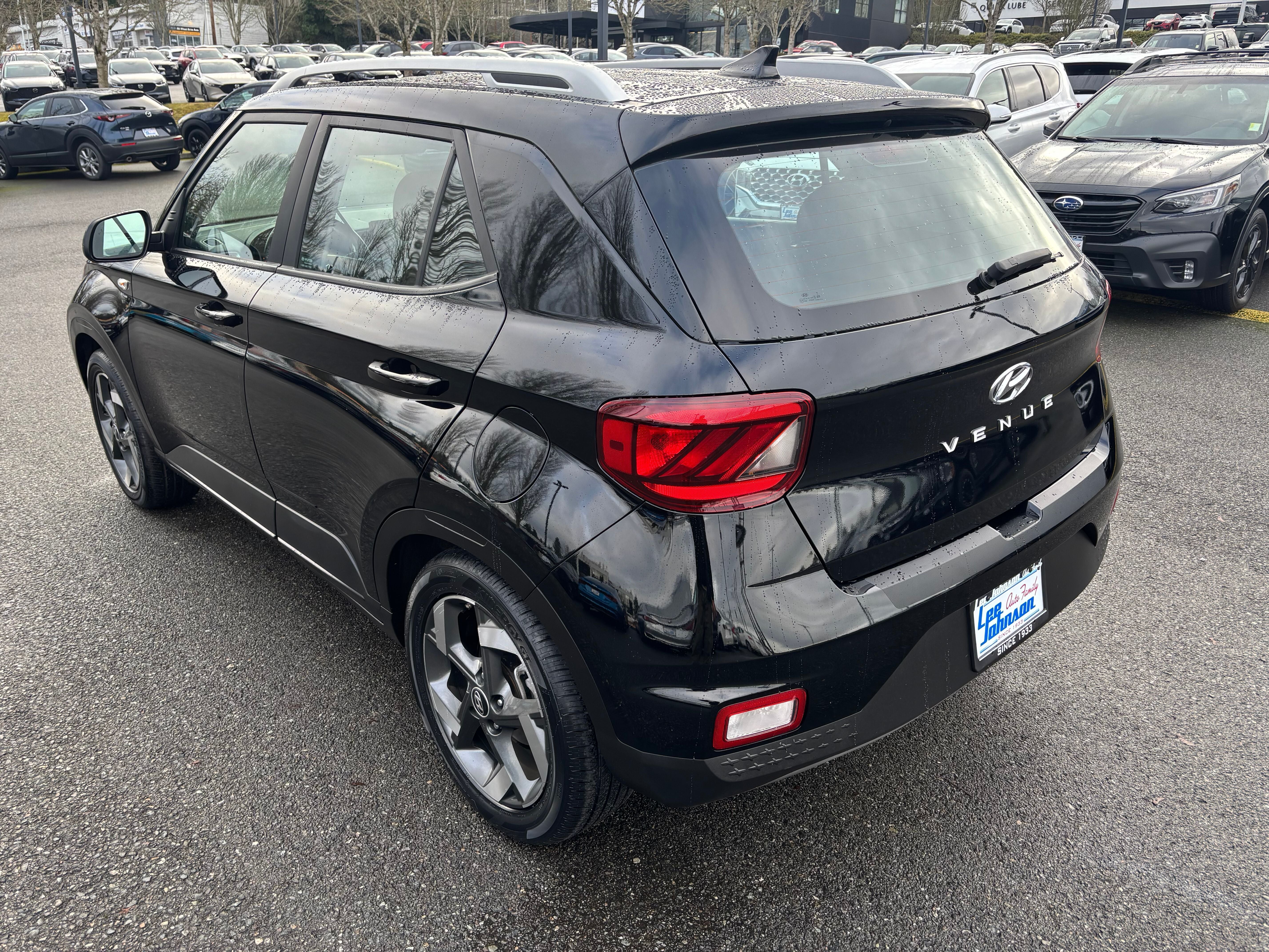 2022 Hyundai Venue SEL