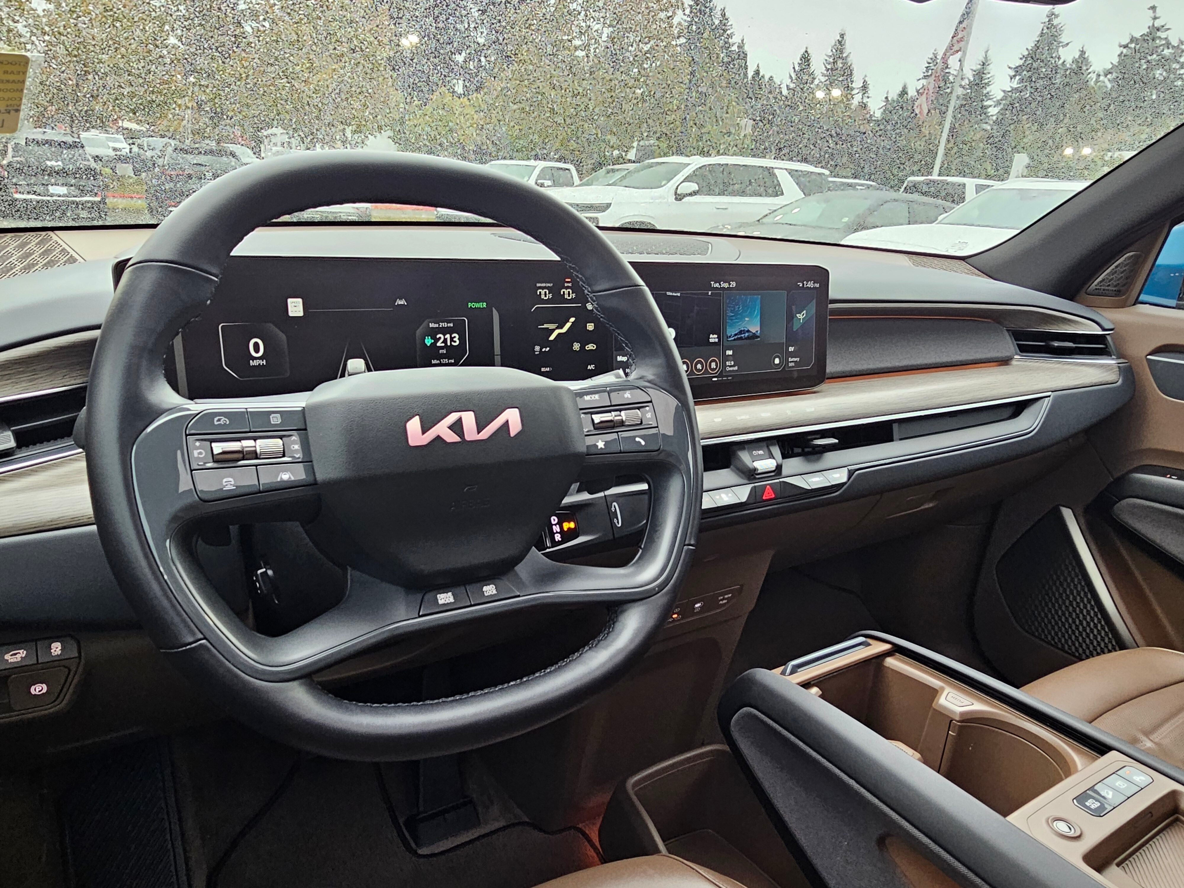 2024 Kia EV9 Land