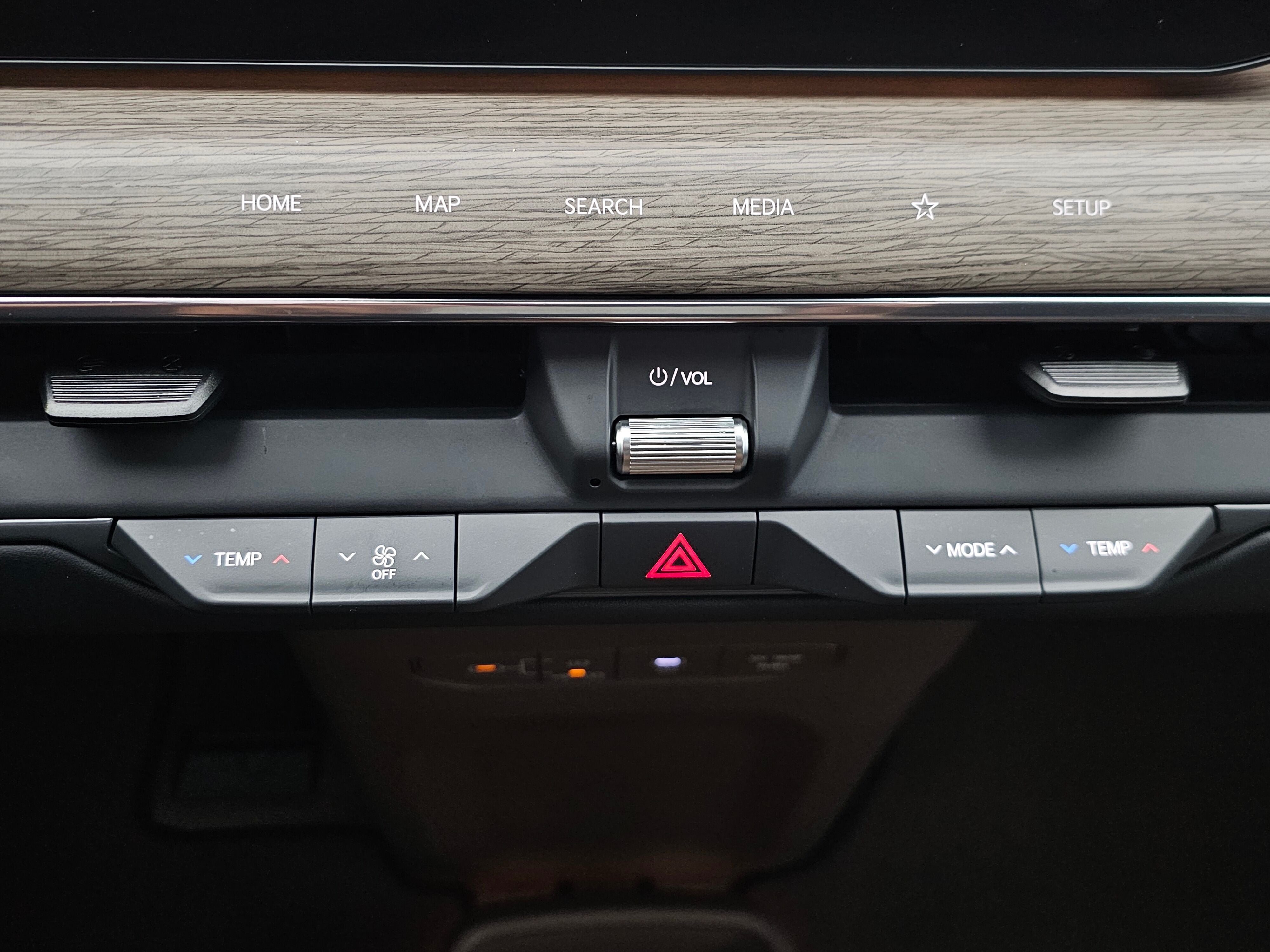 2024 Kia EV9 Land