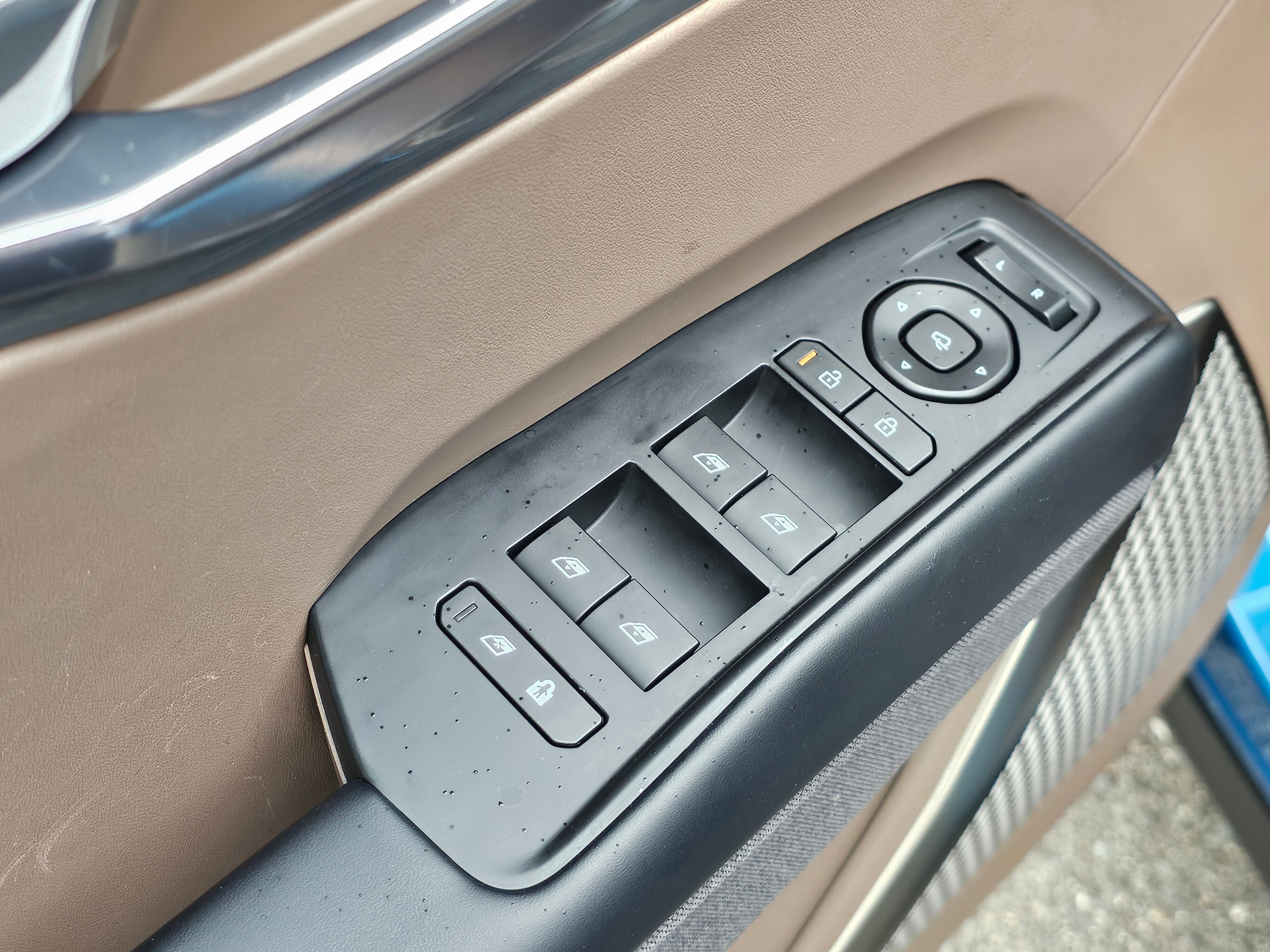 2024 Kia EV9 Land