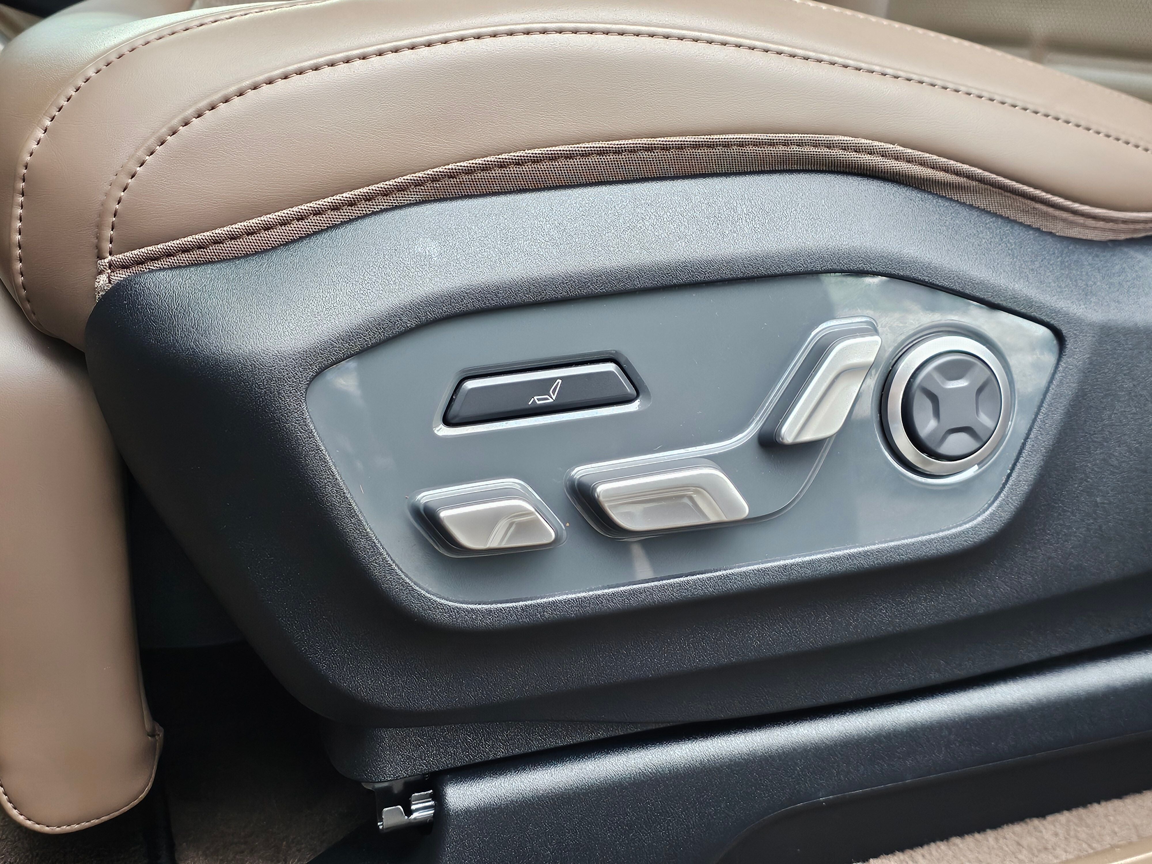 2024 Kia EV9 Land