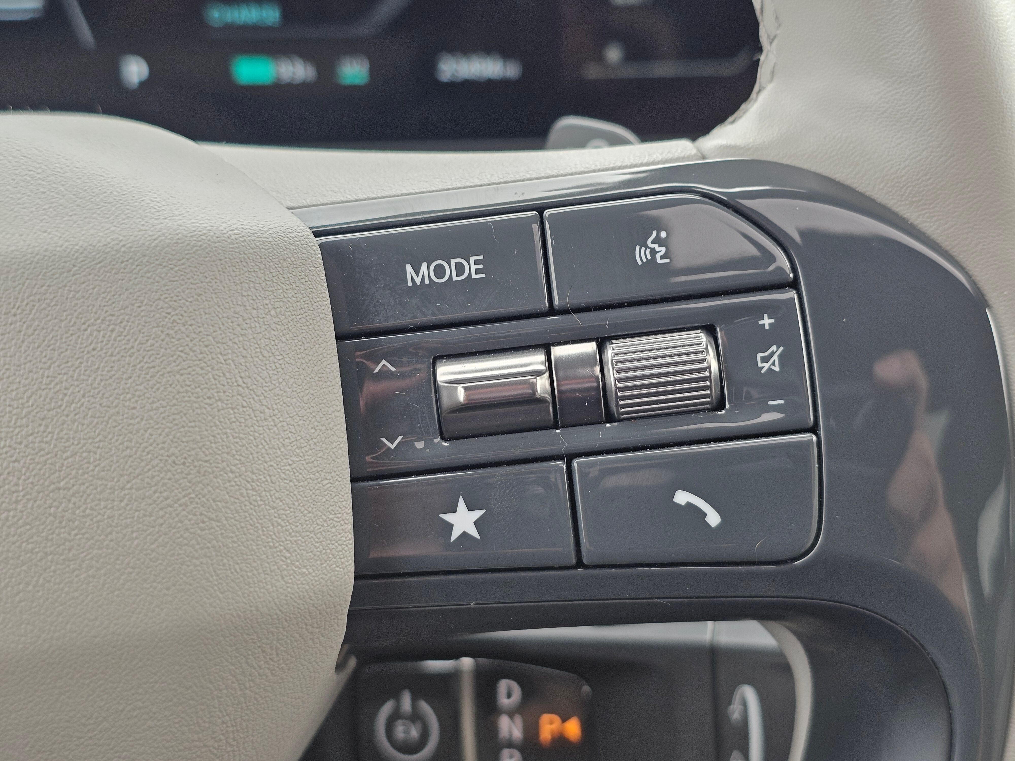 2024 Kia EV9 Land
