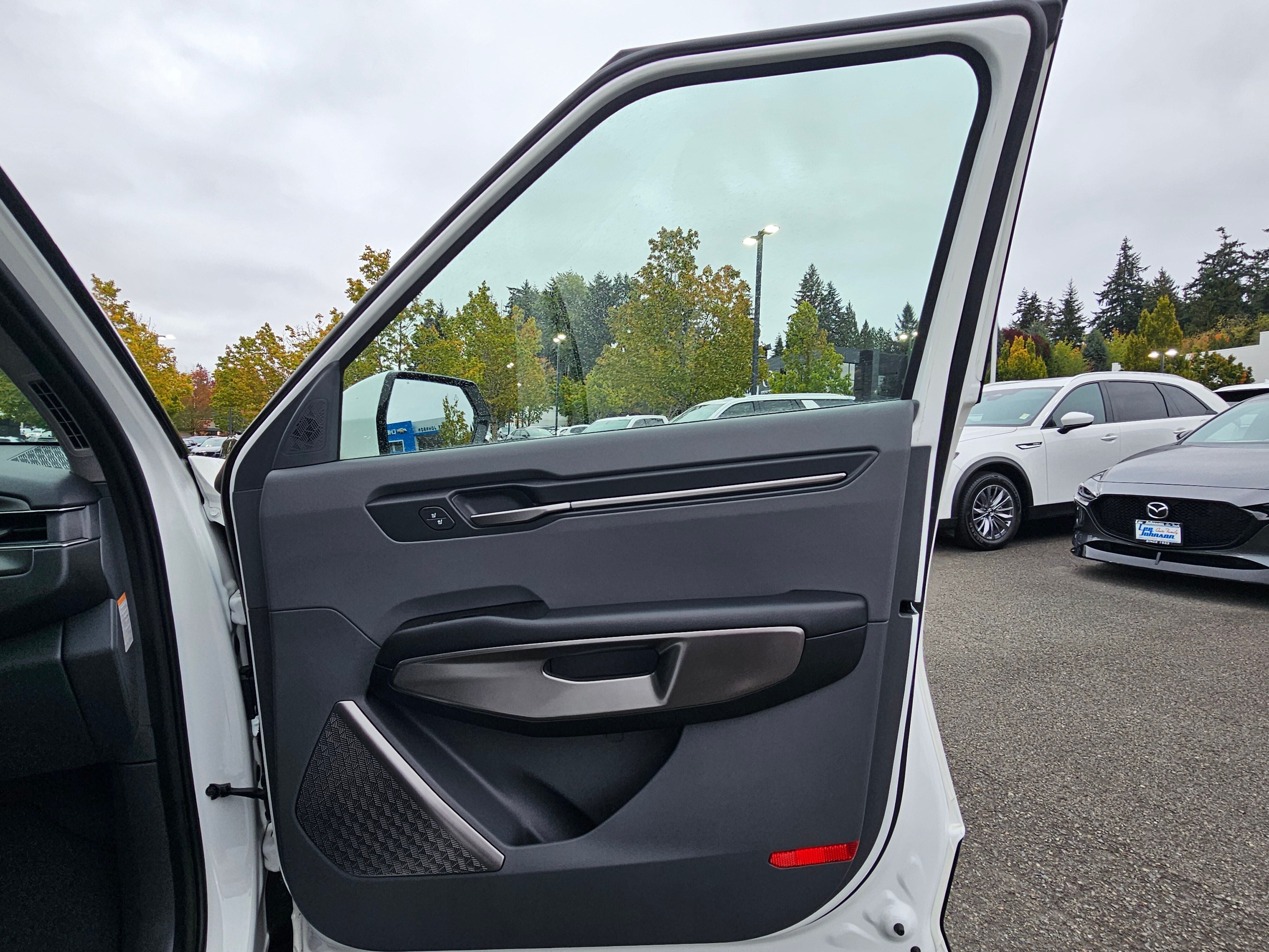 2024 Kia EV9 Wind