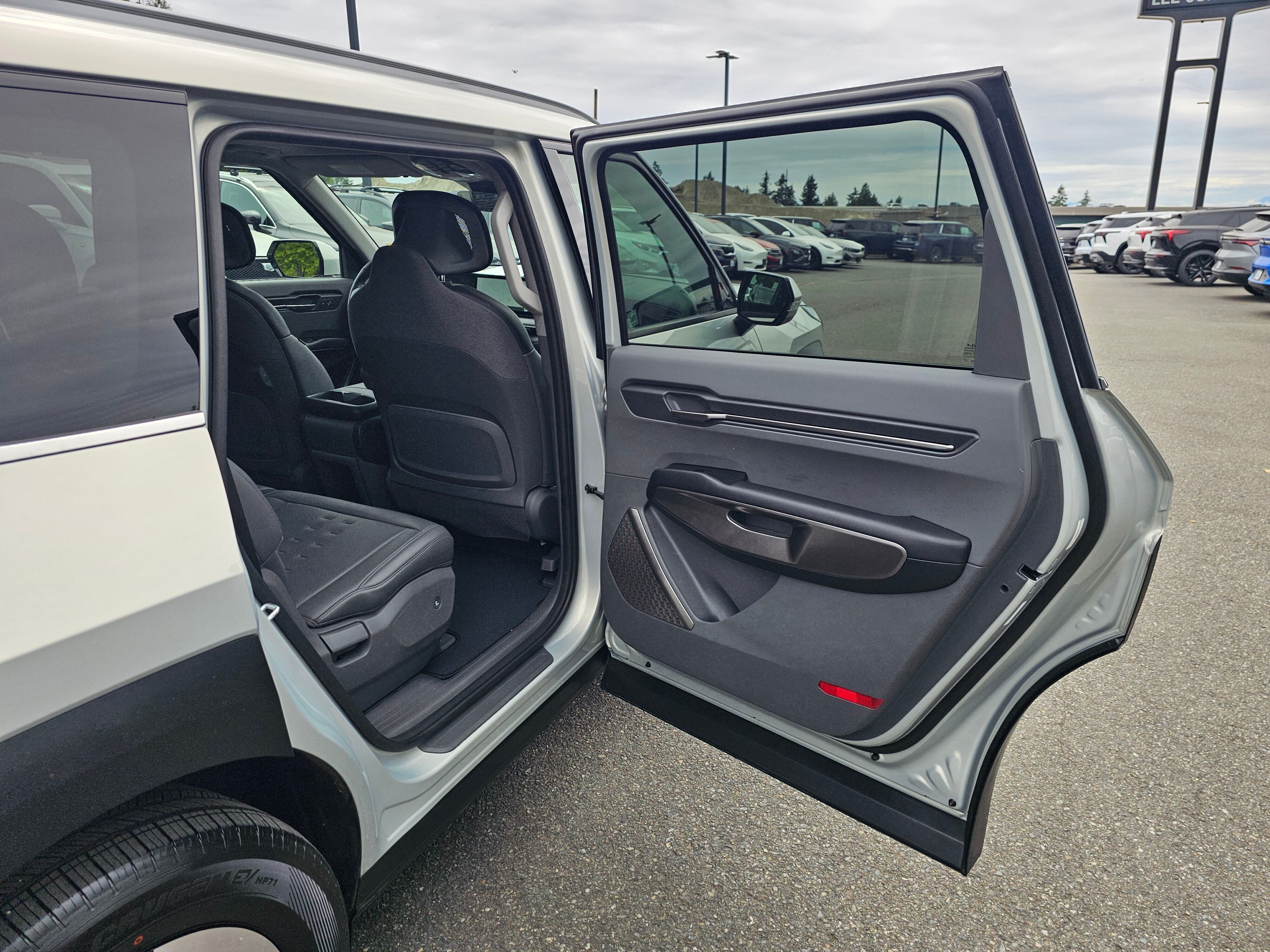 2024 Kia EV9 Wind