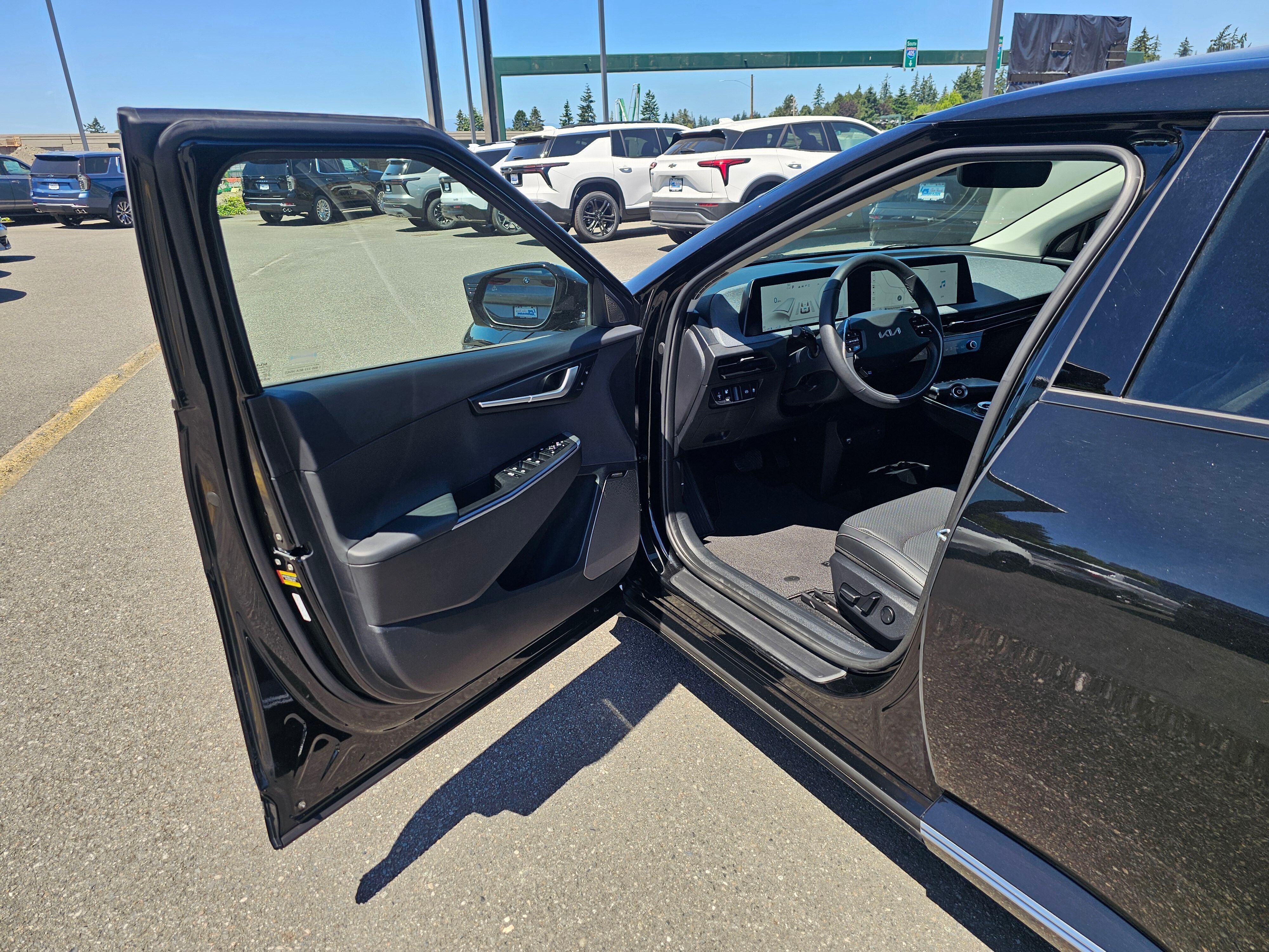 2024 Kia EV6 Wind