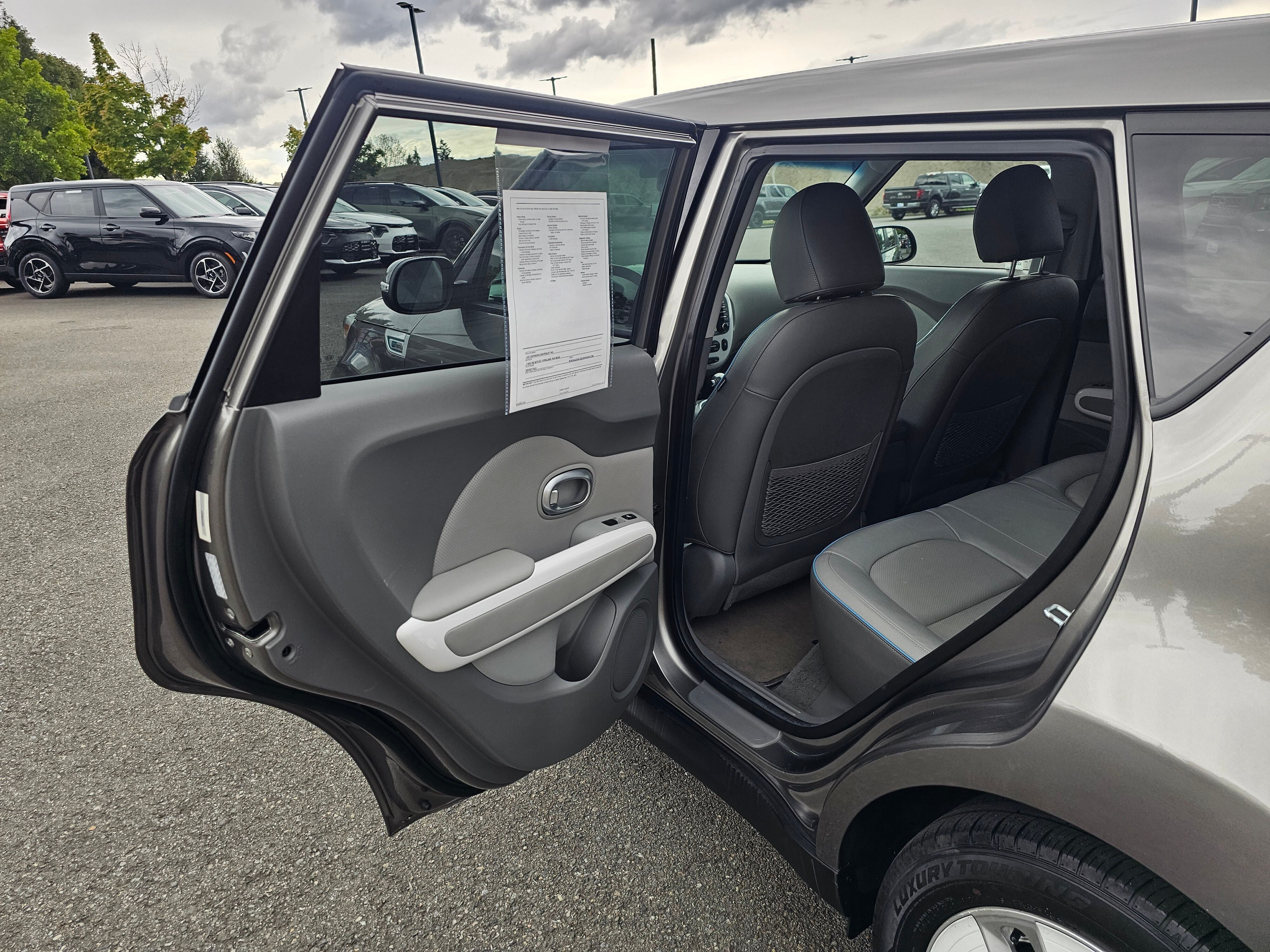 2016 Kia Soul EV +