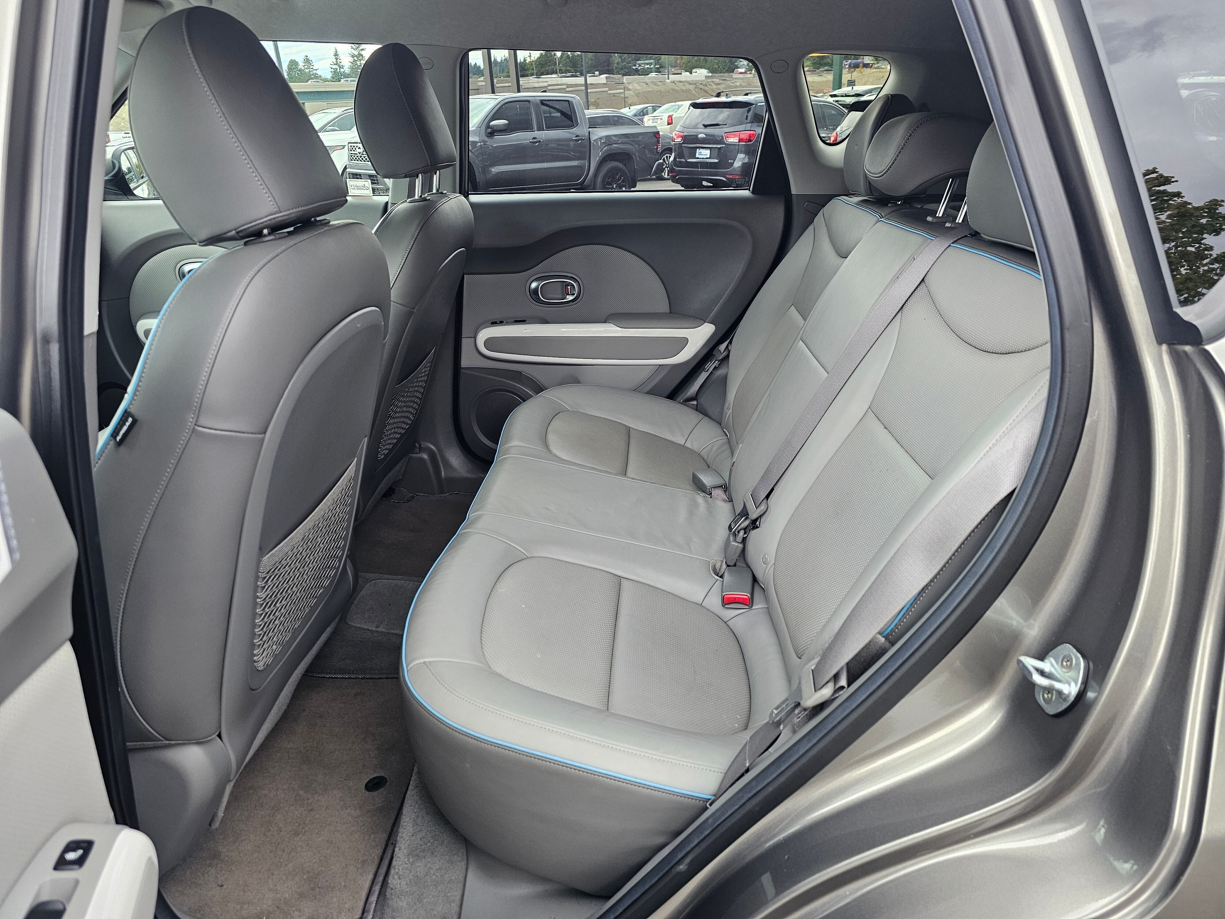 2016 Kia Soul EV +