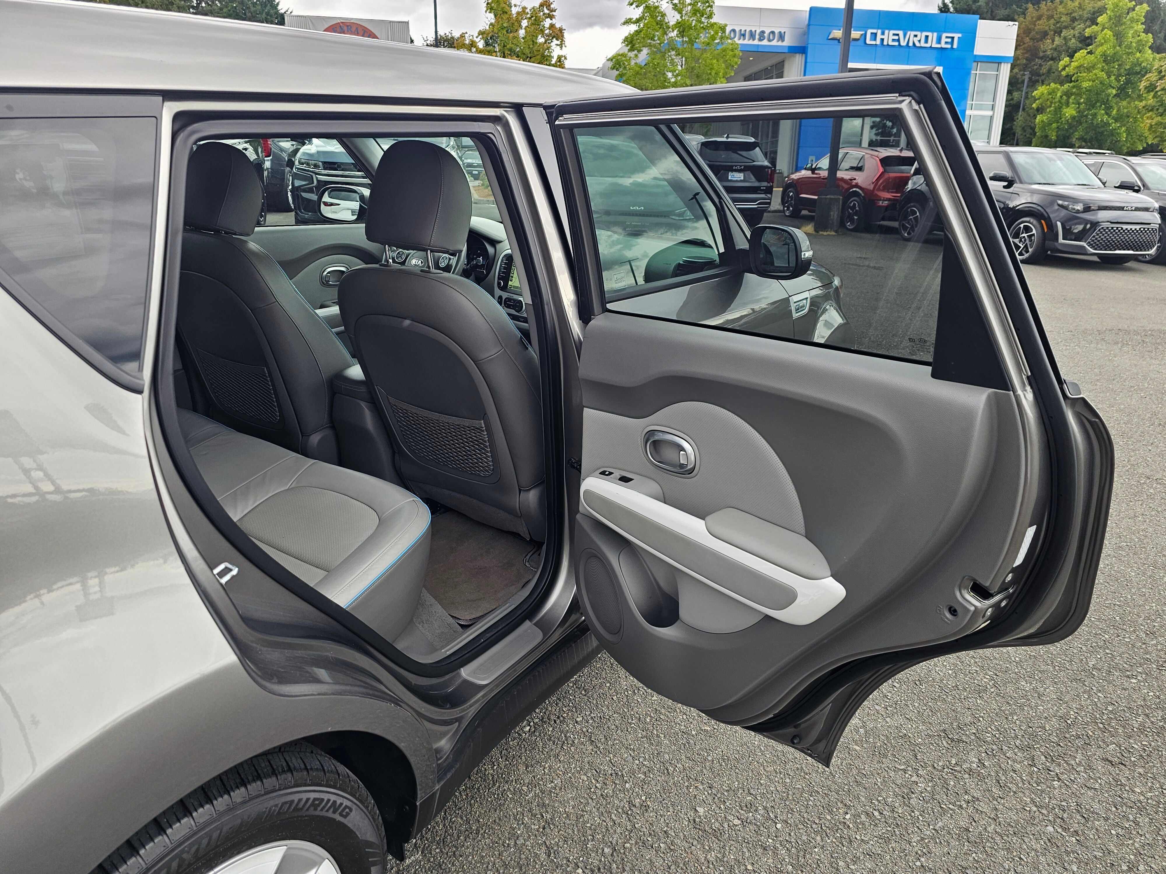 2016 Kia Soul EV +