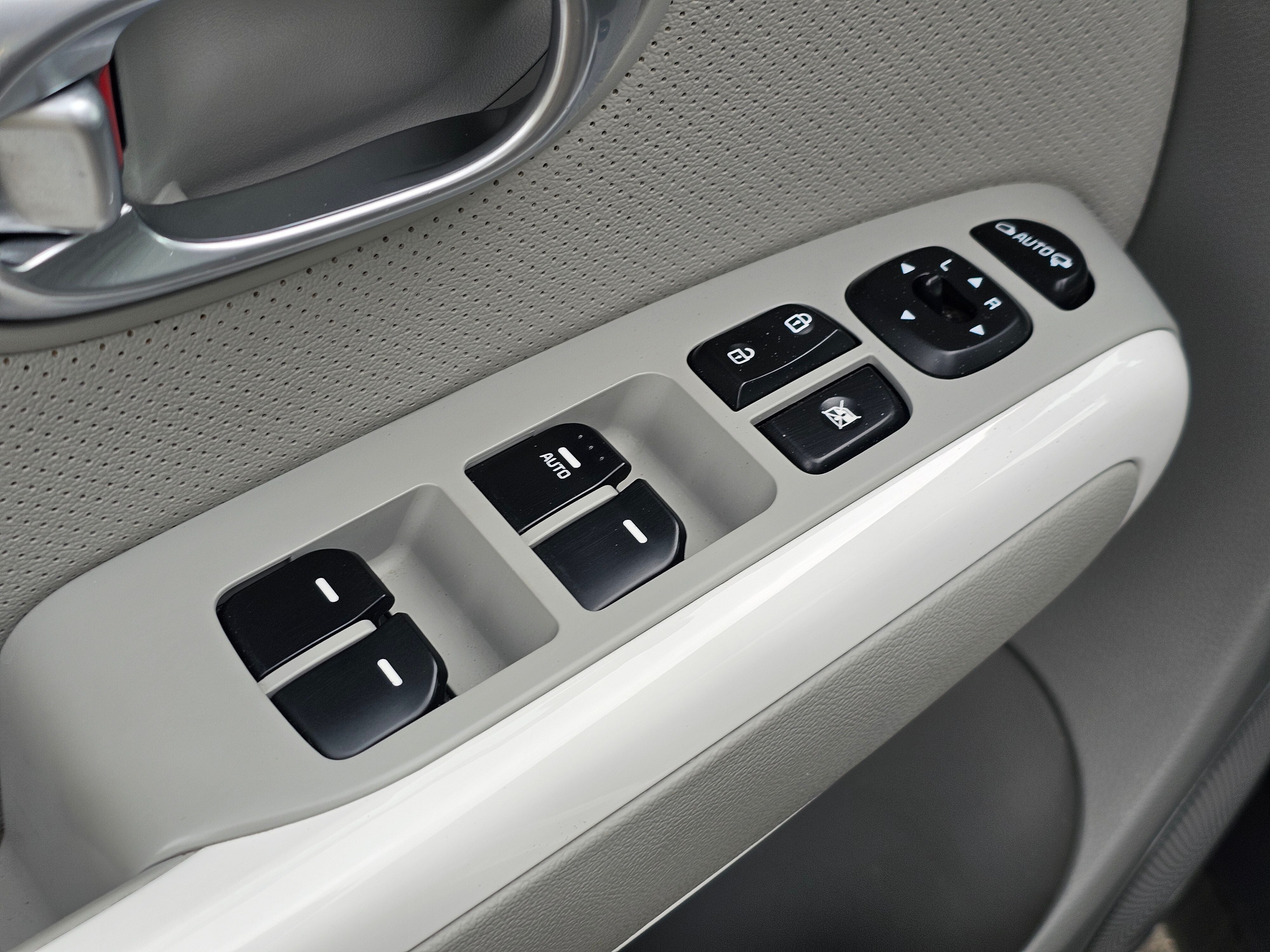 2016 Kia Soul EV +