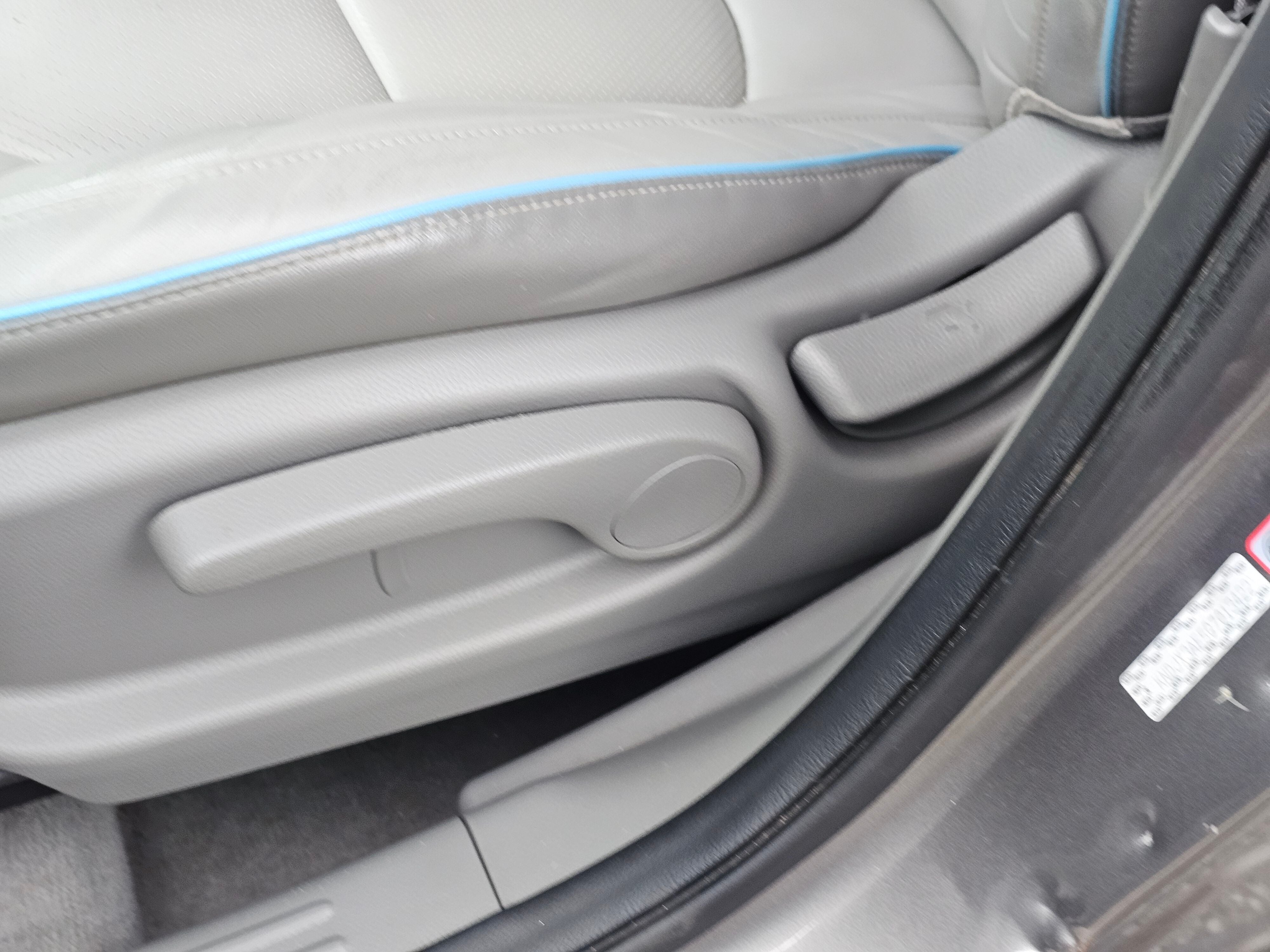 2016 Kia Soul EV +