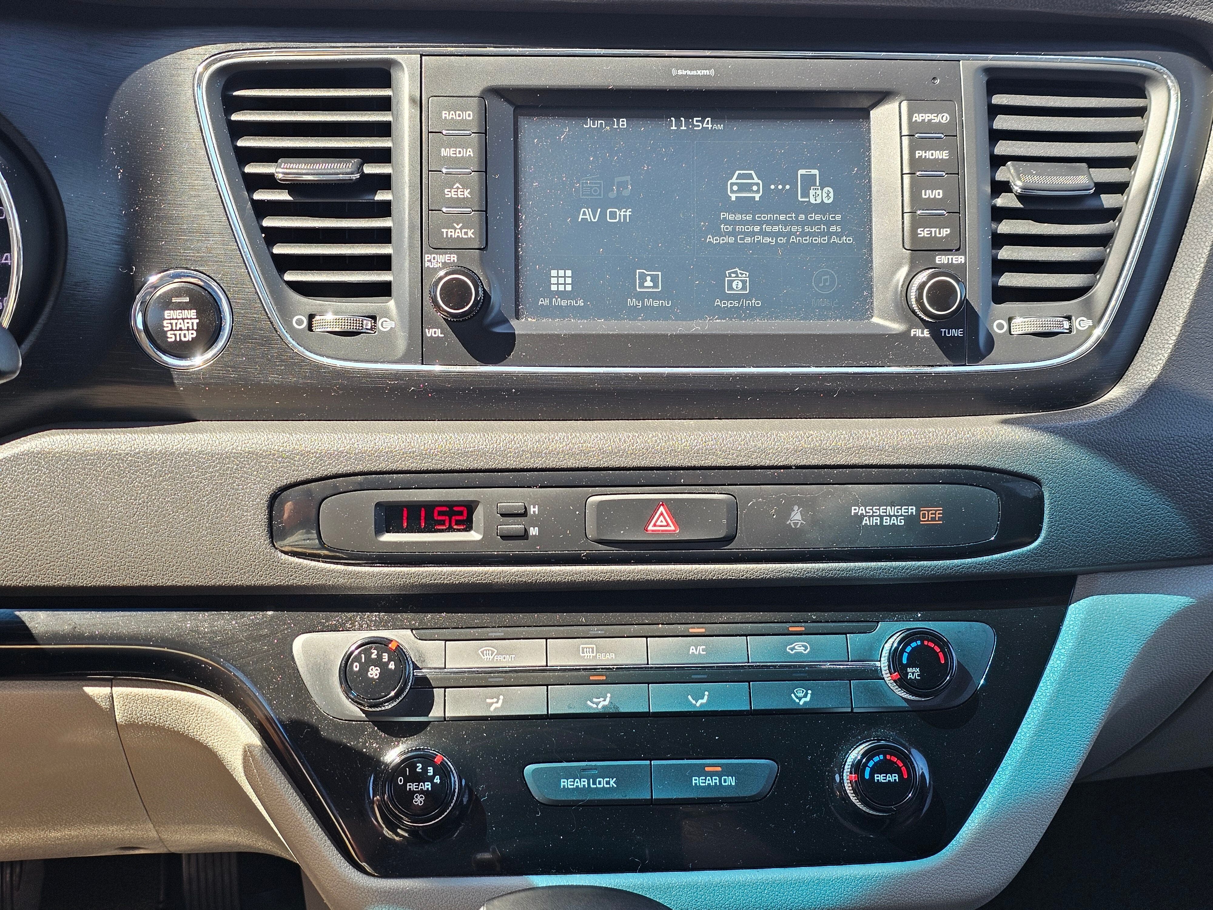 2017 Kia Sedona LX
