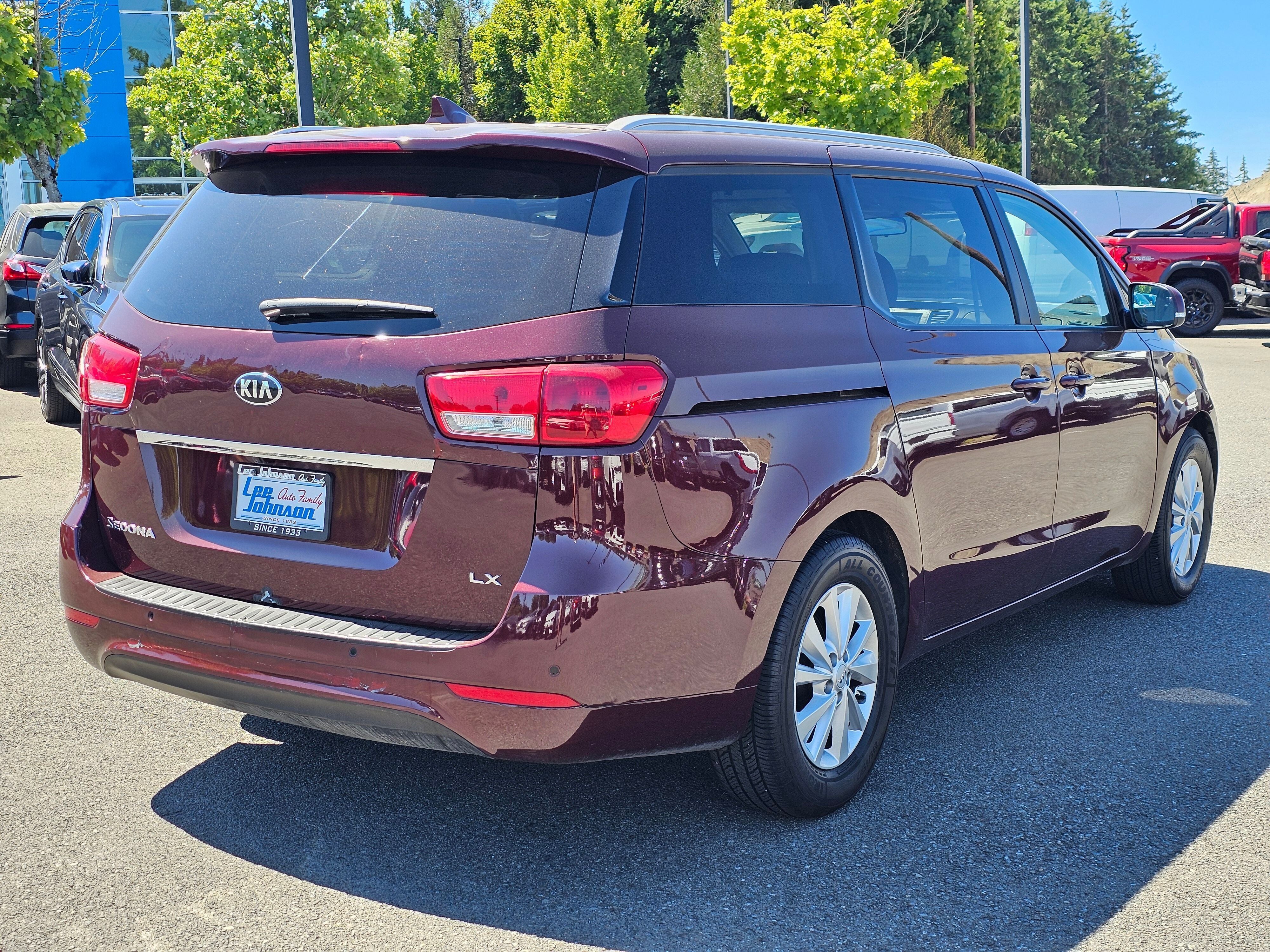 2017 Kia Sedona LX
