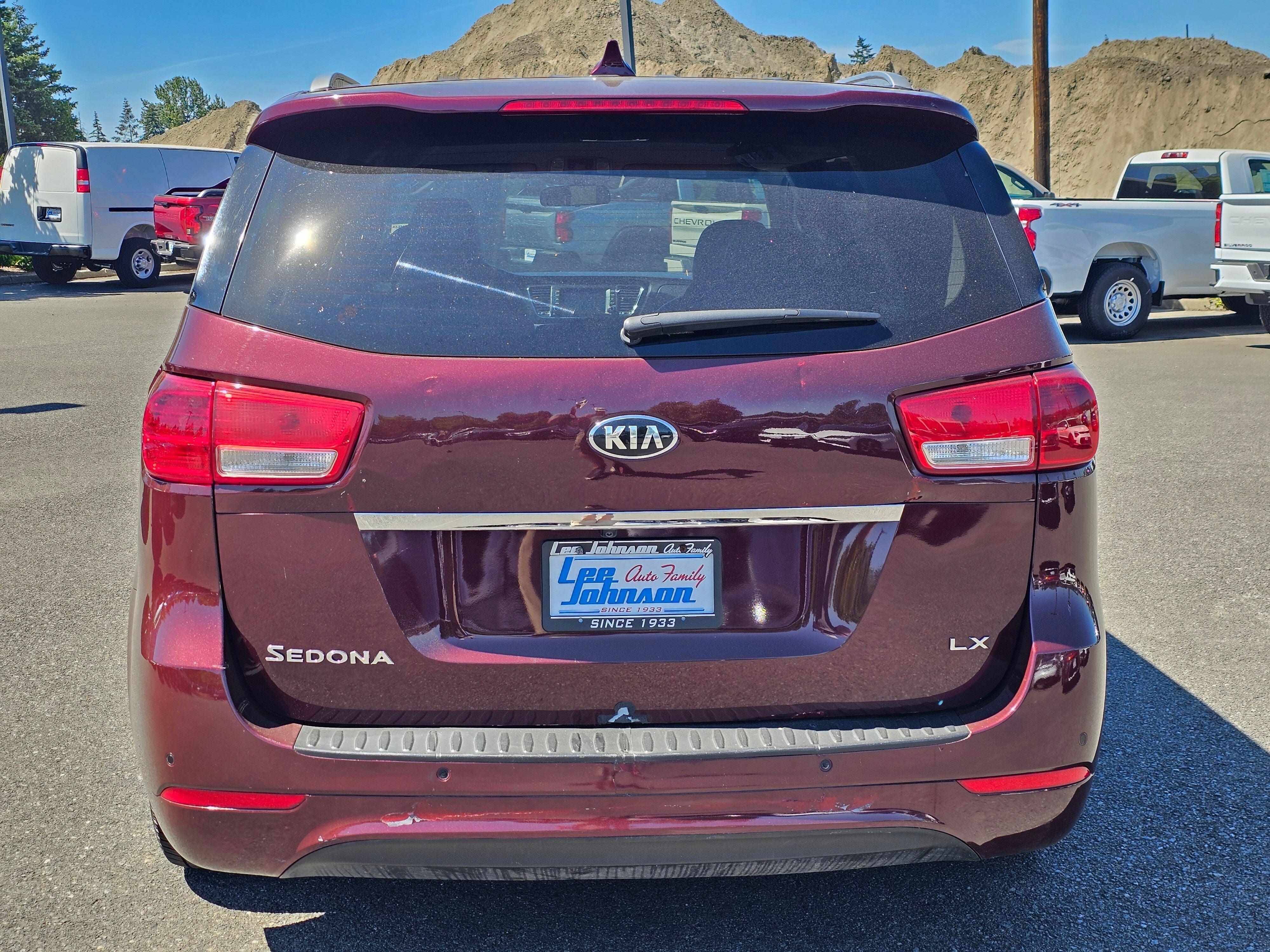 2017 Kia Sedona LX