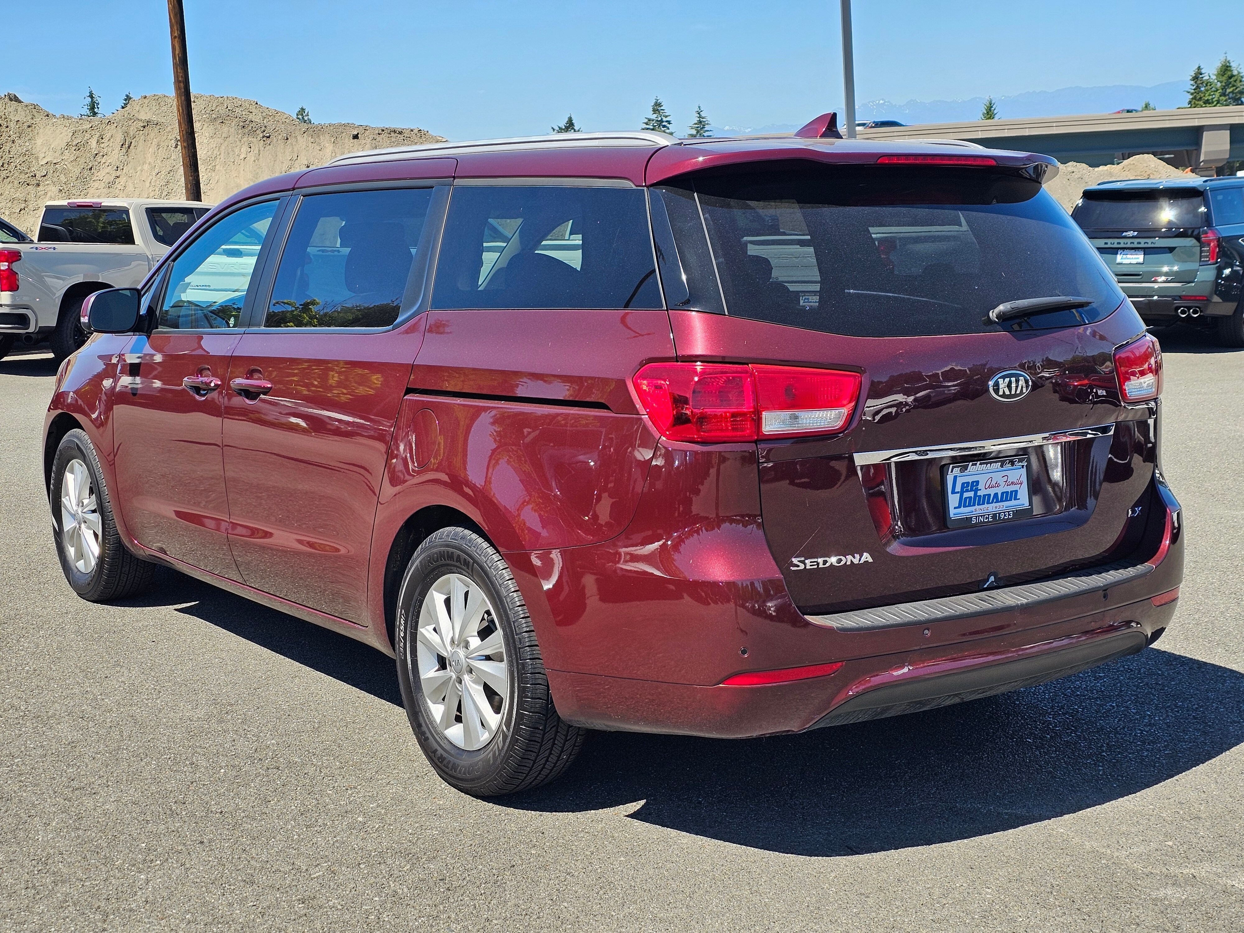 2017 Kia Sedona LX