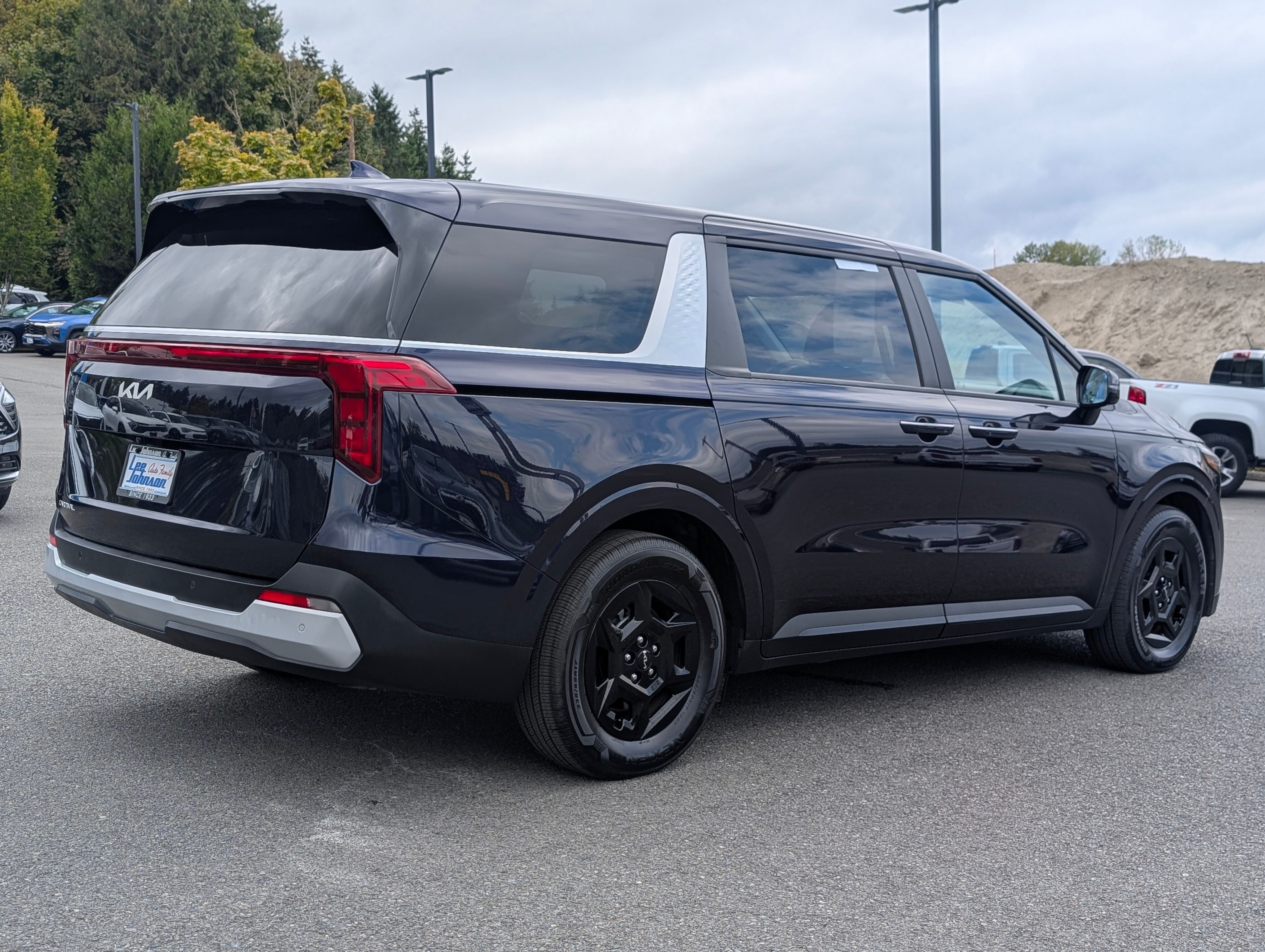 2025 Kia Carnival MPV LXS