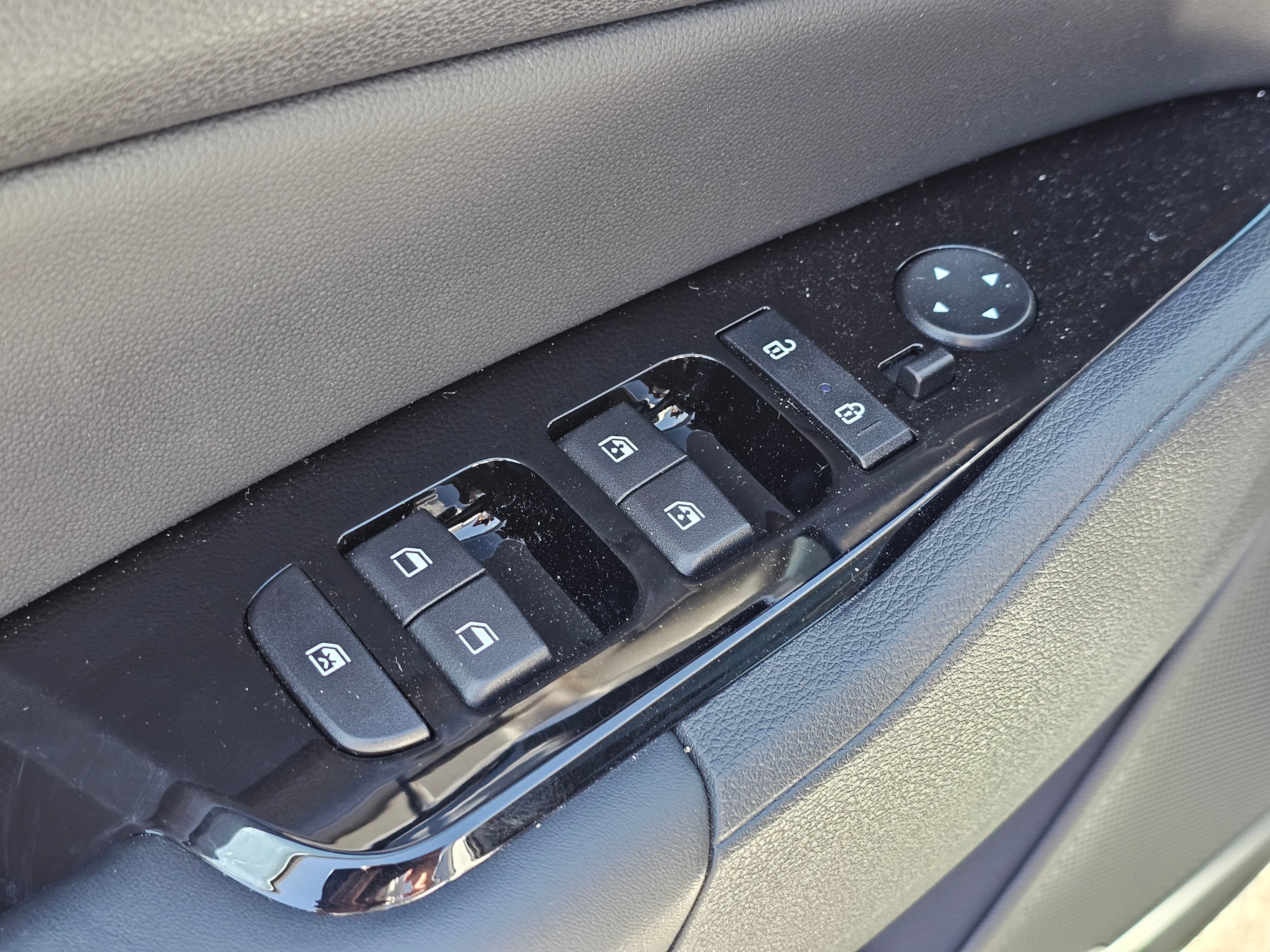 2025 Kia Sportage Hybrid EX
