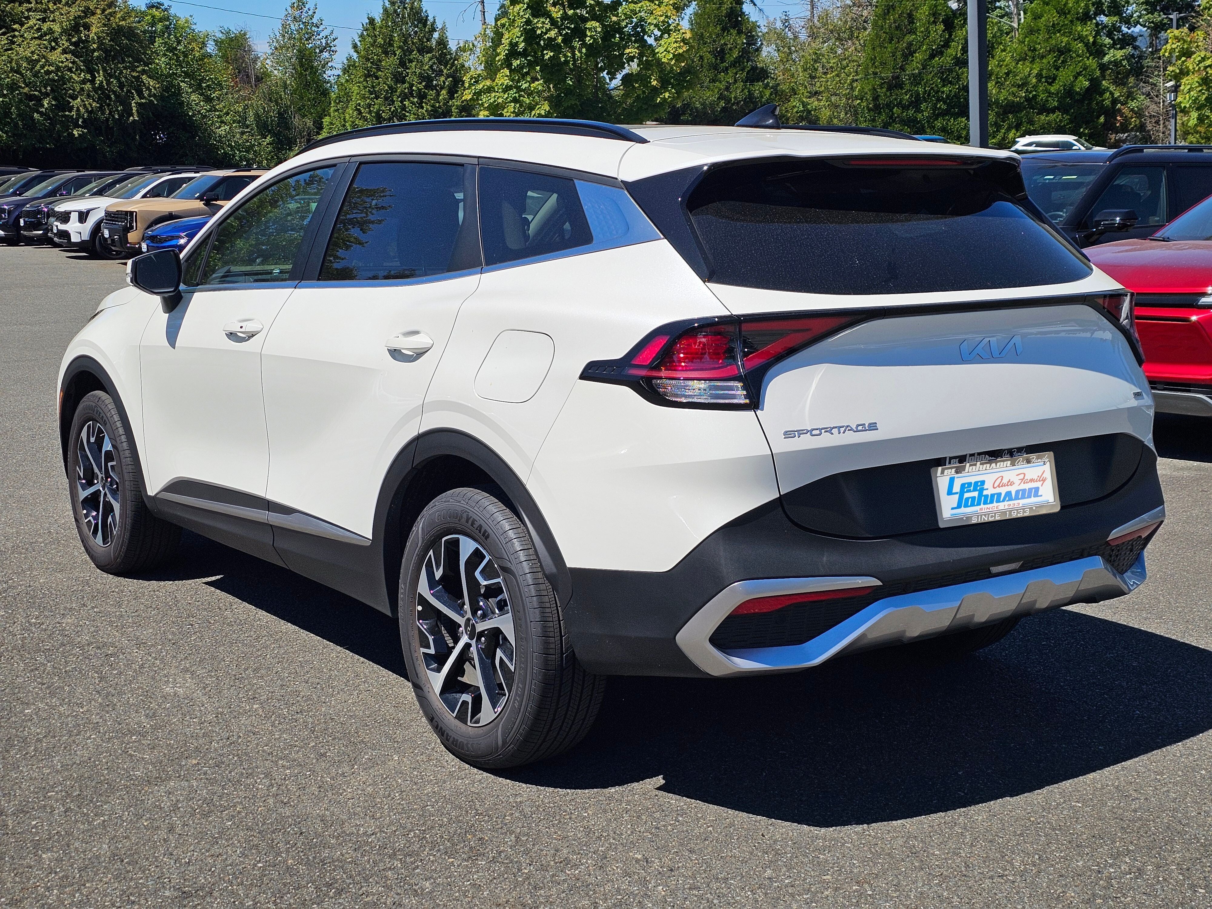 2025 Kia Sportage Hybrid EX