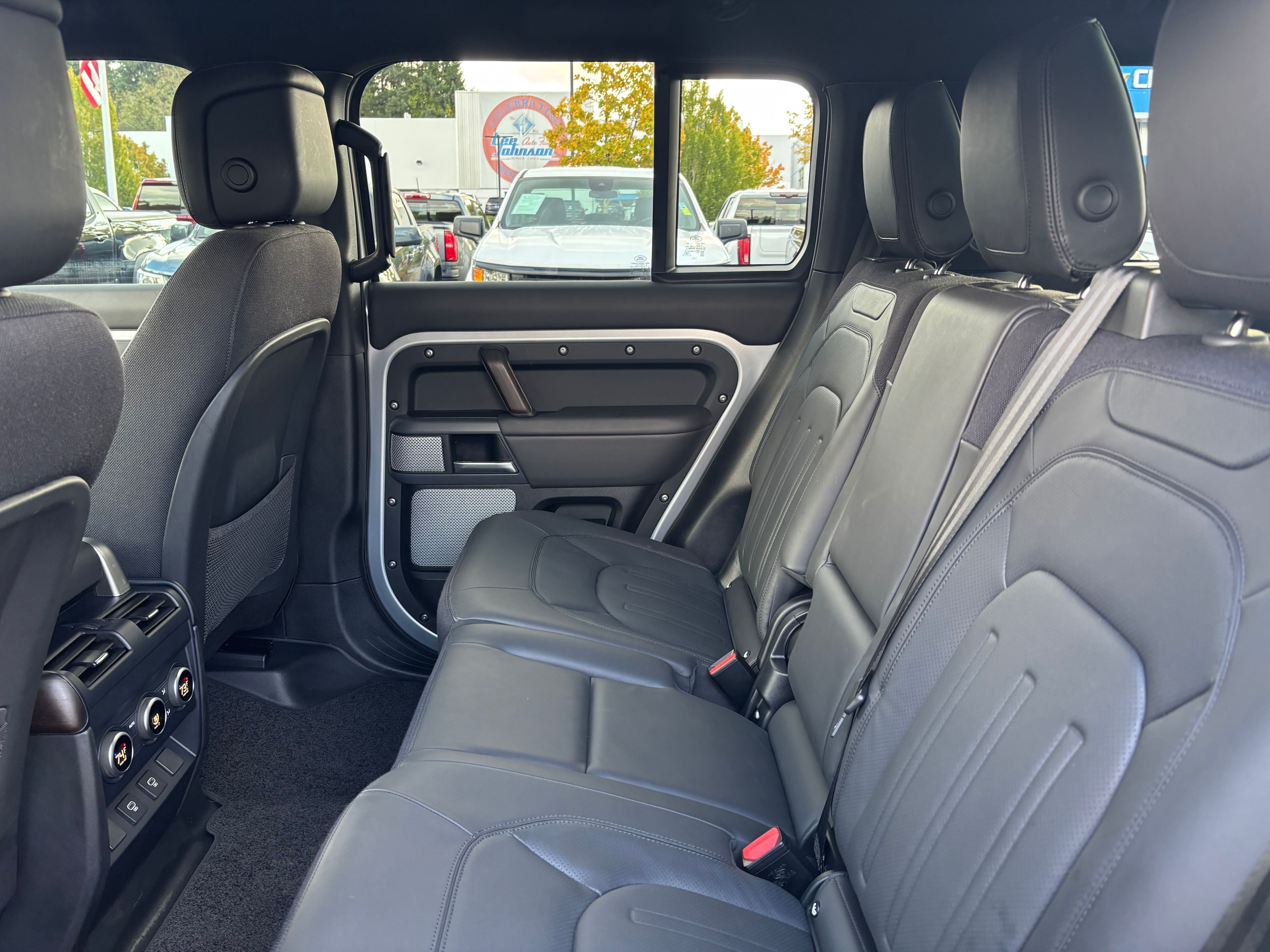 2024 Land Rover Defender X