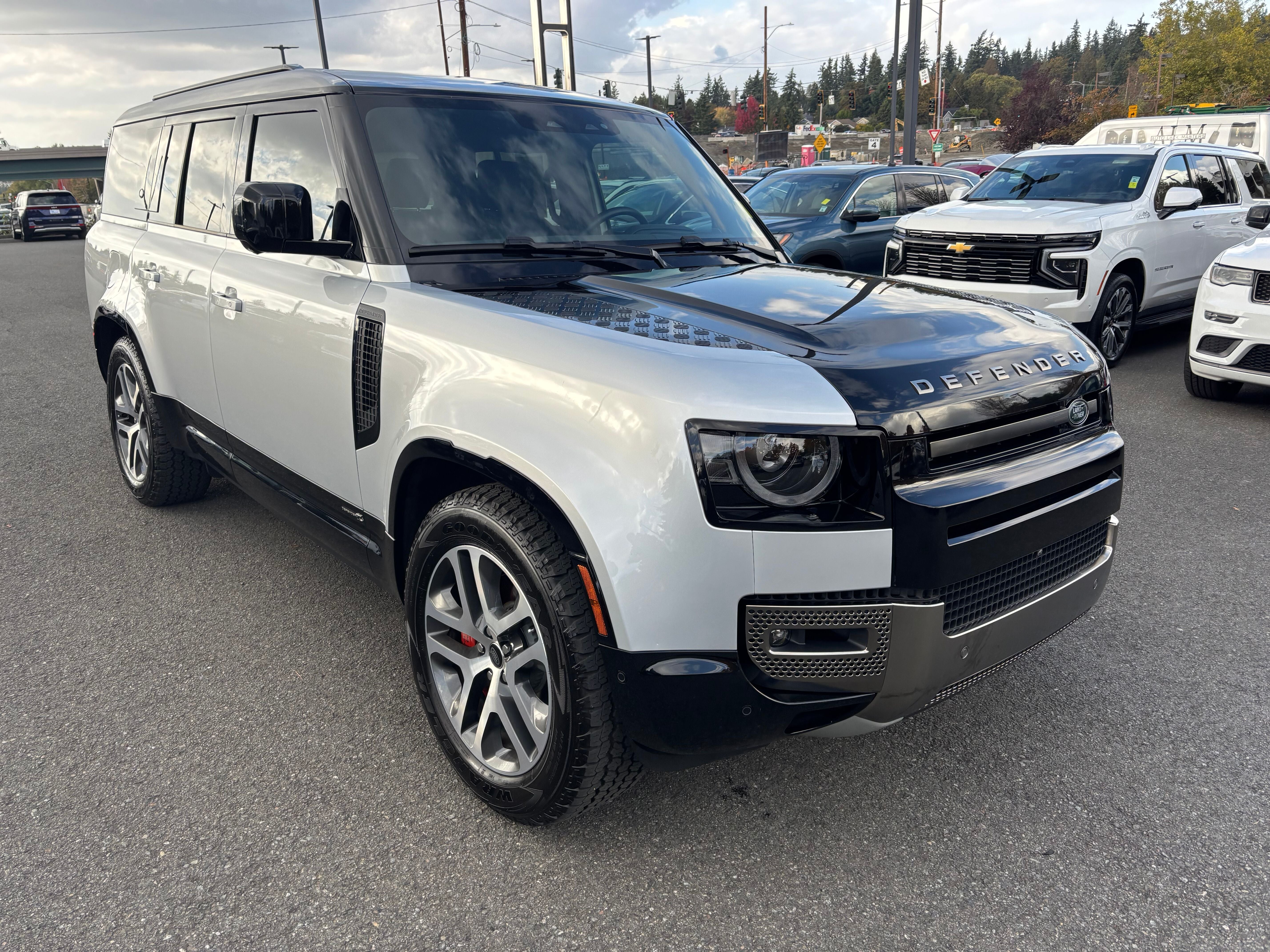 2024 Land Rover Defender X