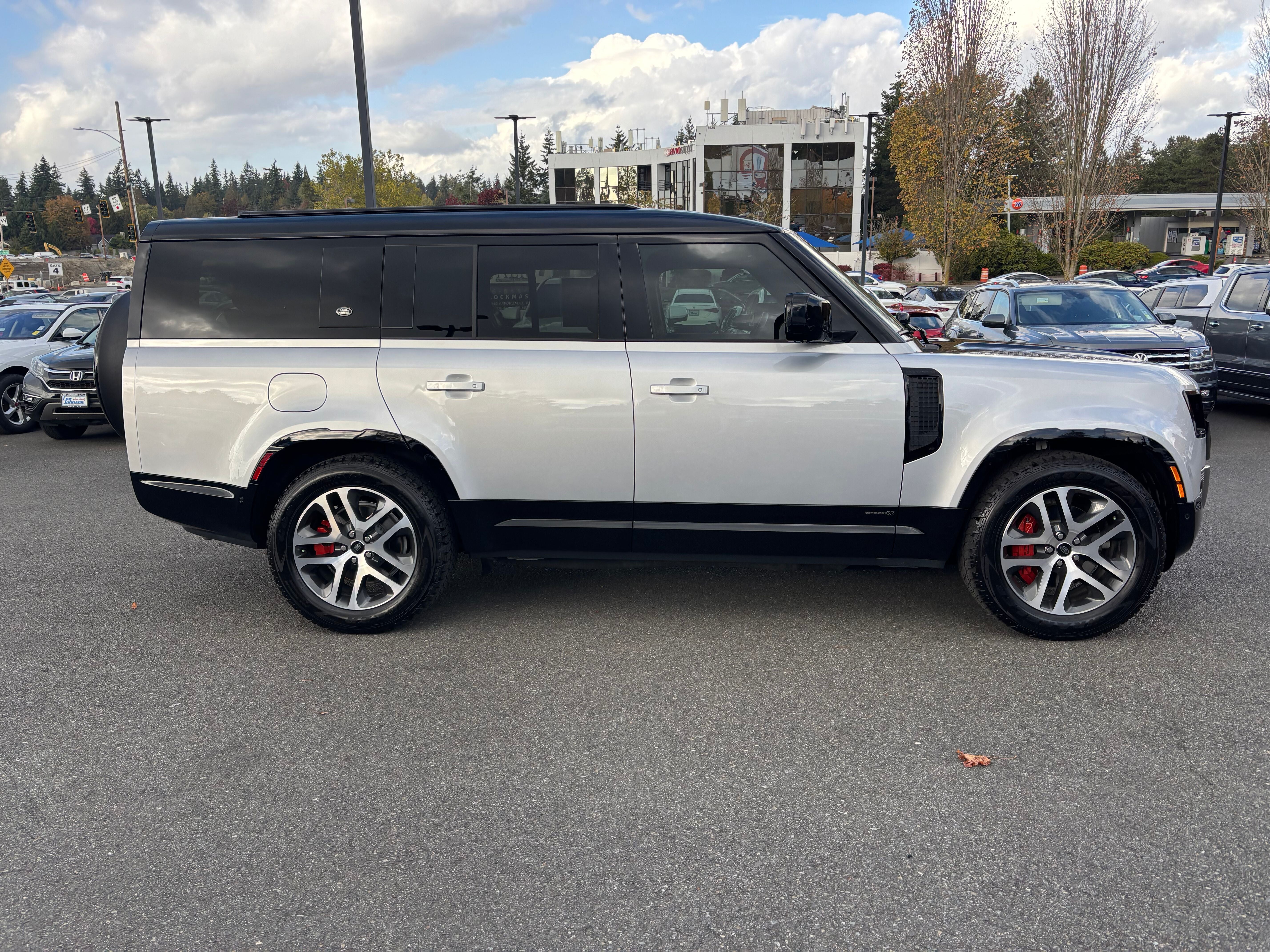 2024 Land Rover Defender X