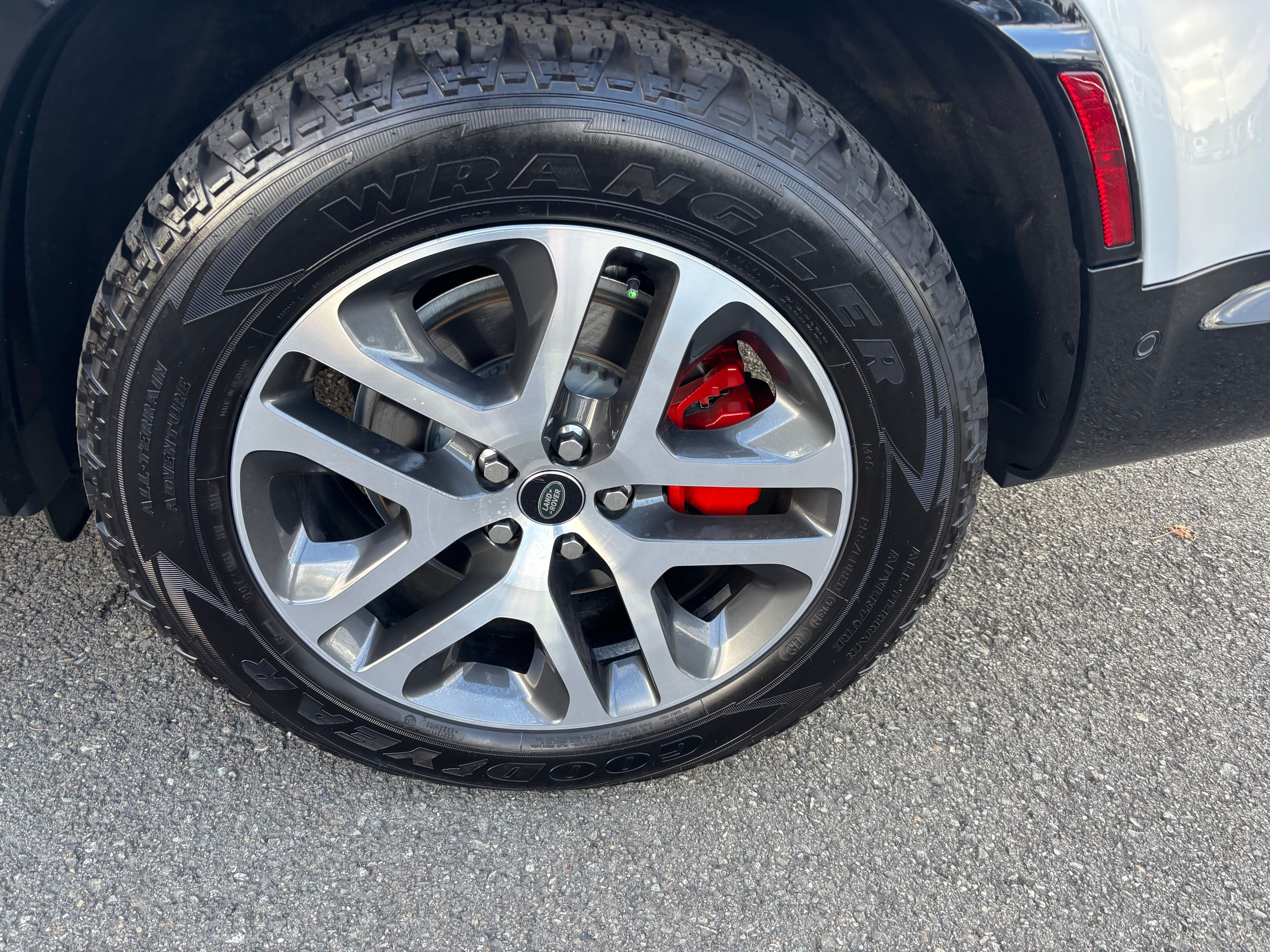 2024 Land Rover Defender X