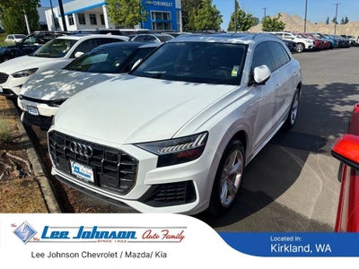 2023 Audi Q8 Premium Plus