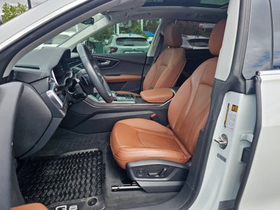 2023 Audi Q8 Premium Plus