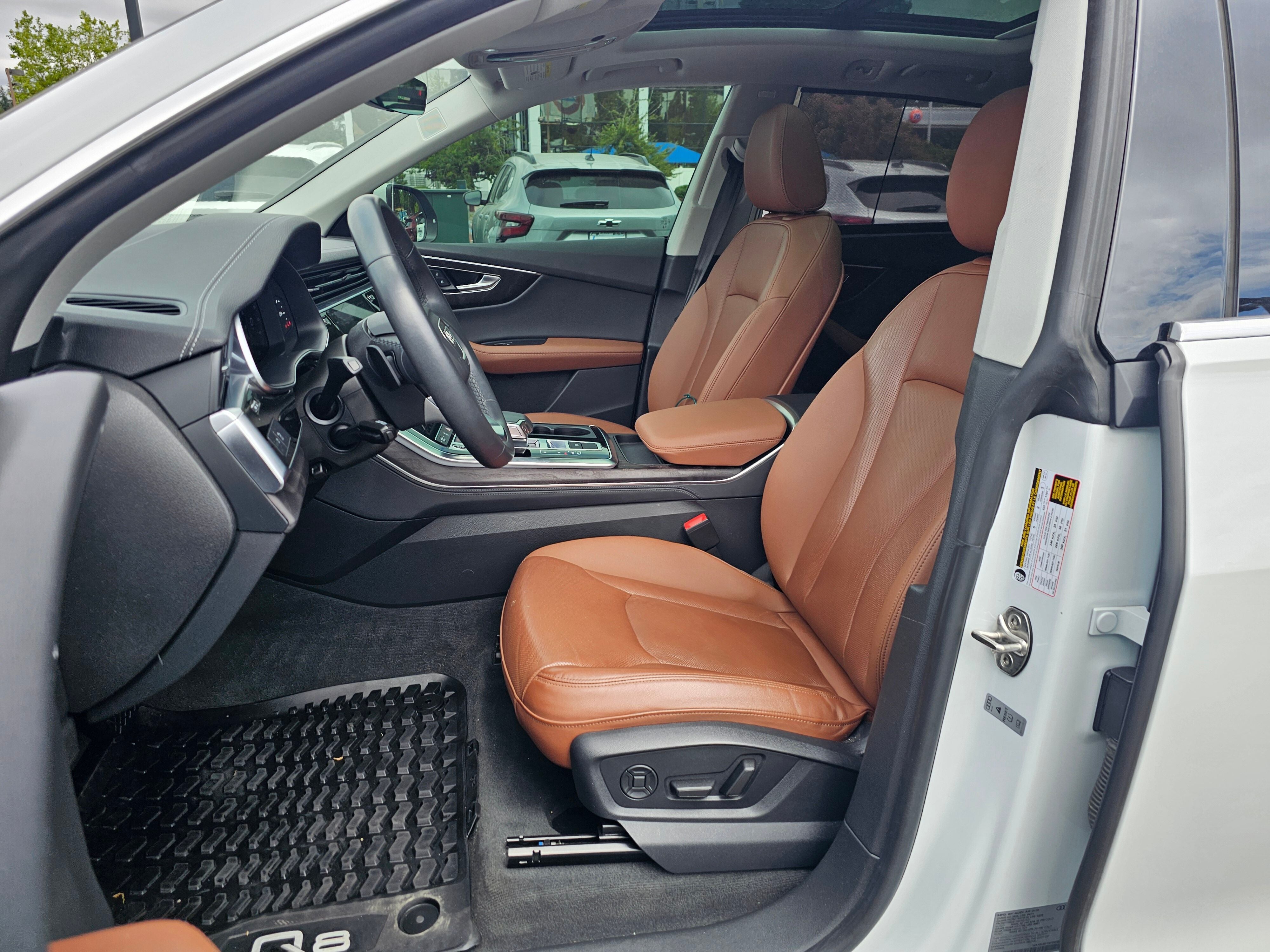 2023 Audi Q8 Premium Plus