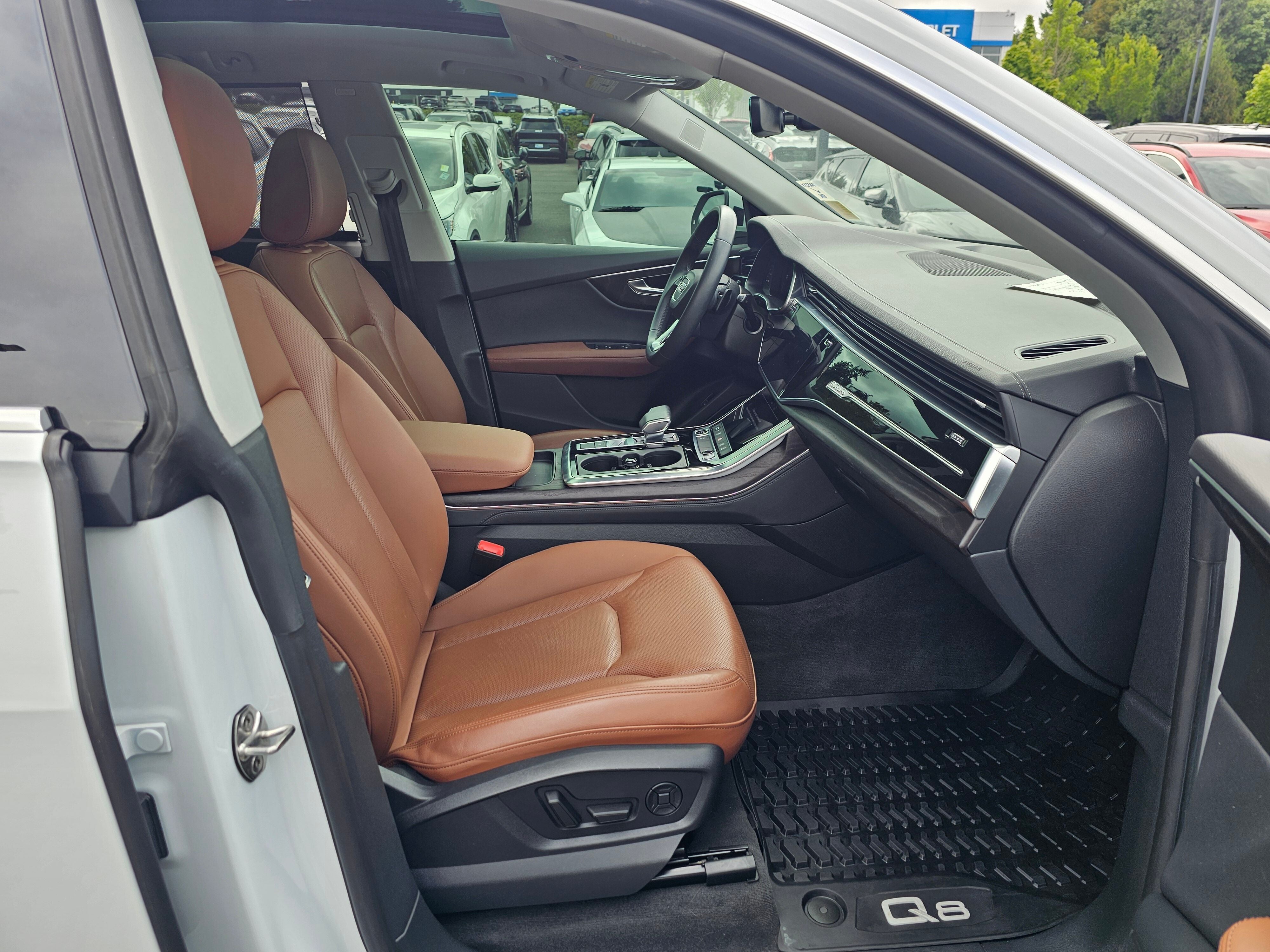2023 Audi Q8 Premium Plus