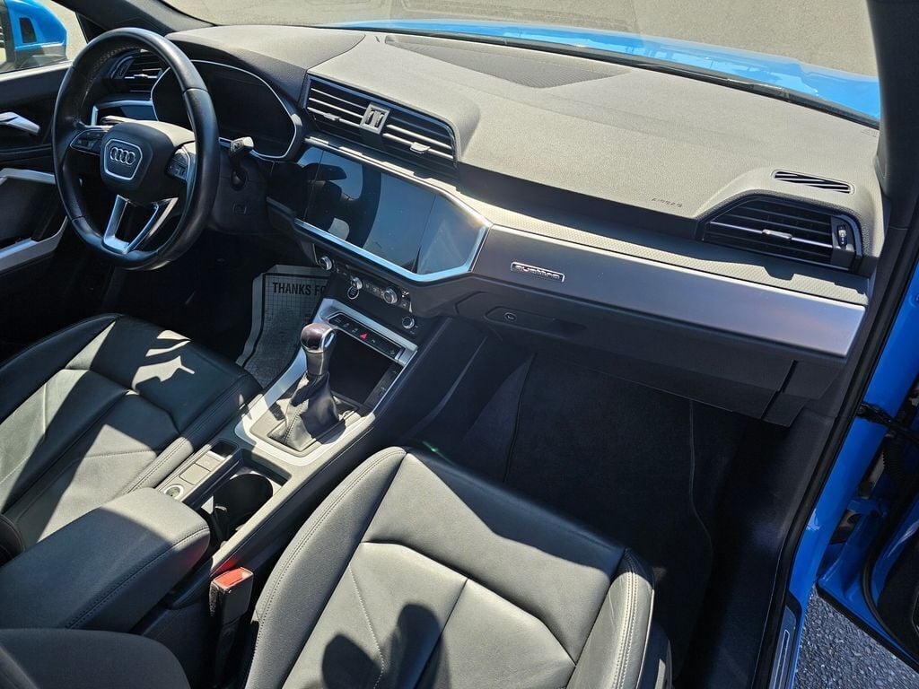 2023 Audi Q3 S line Premium