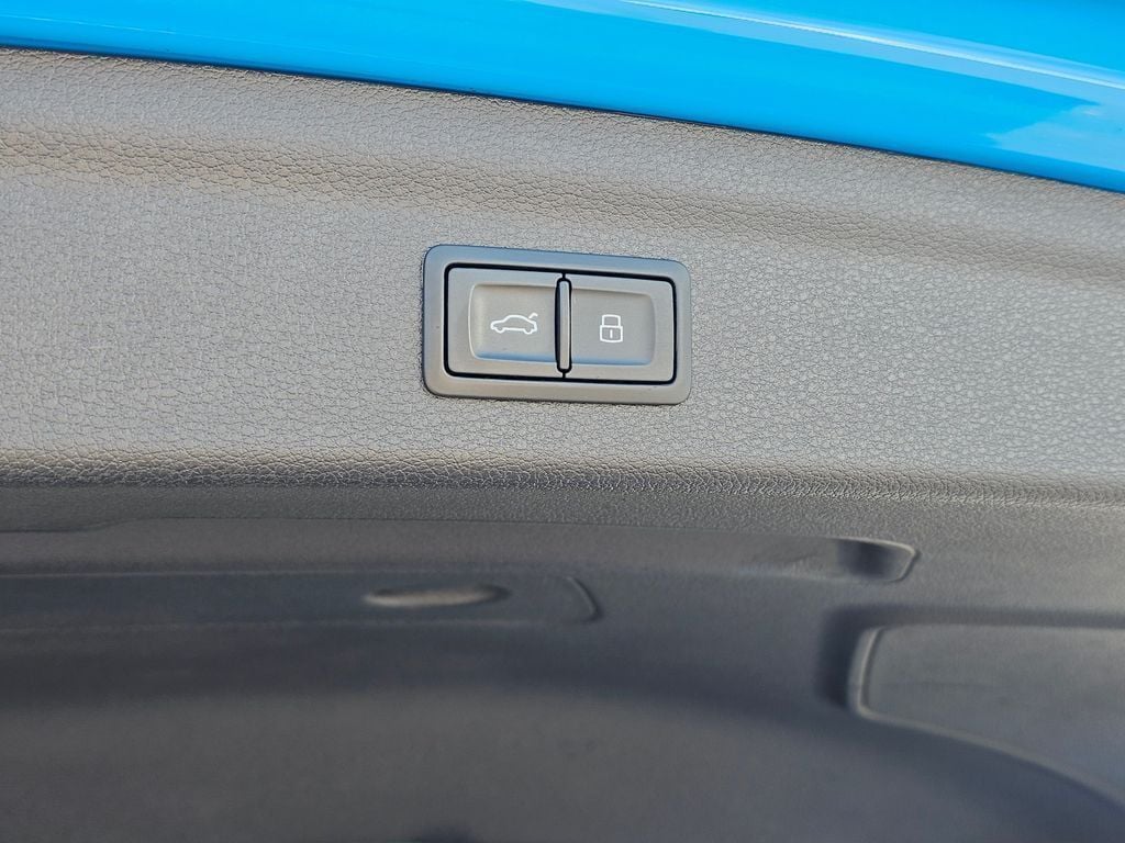 2023 Audi Q3 S line Premium