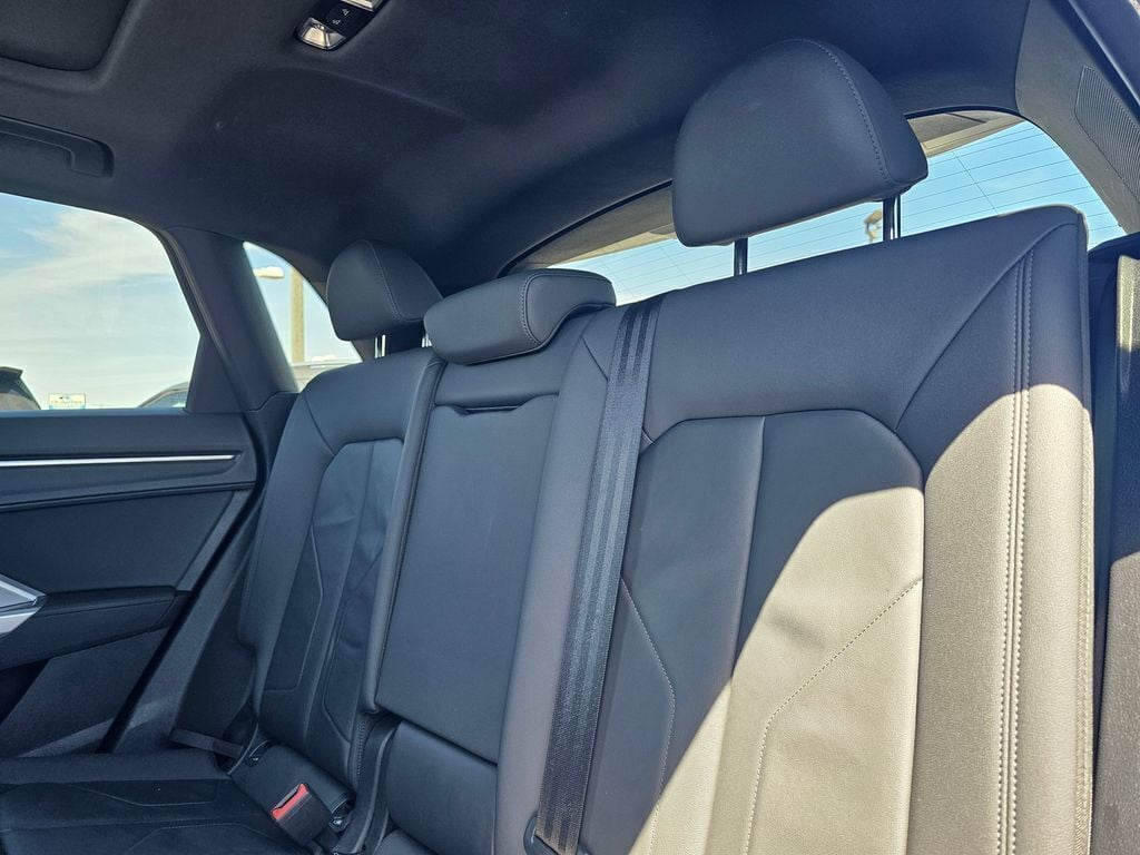 2023 Audi Q3 S line Premium