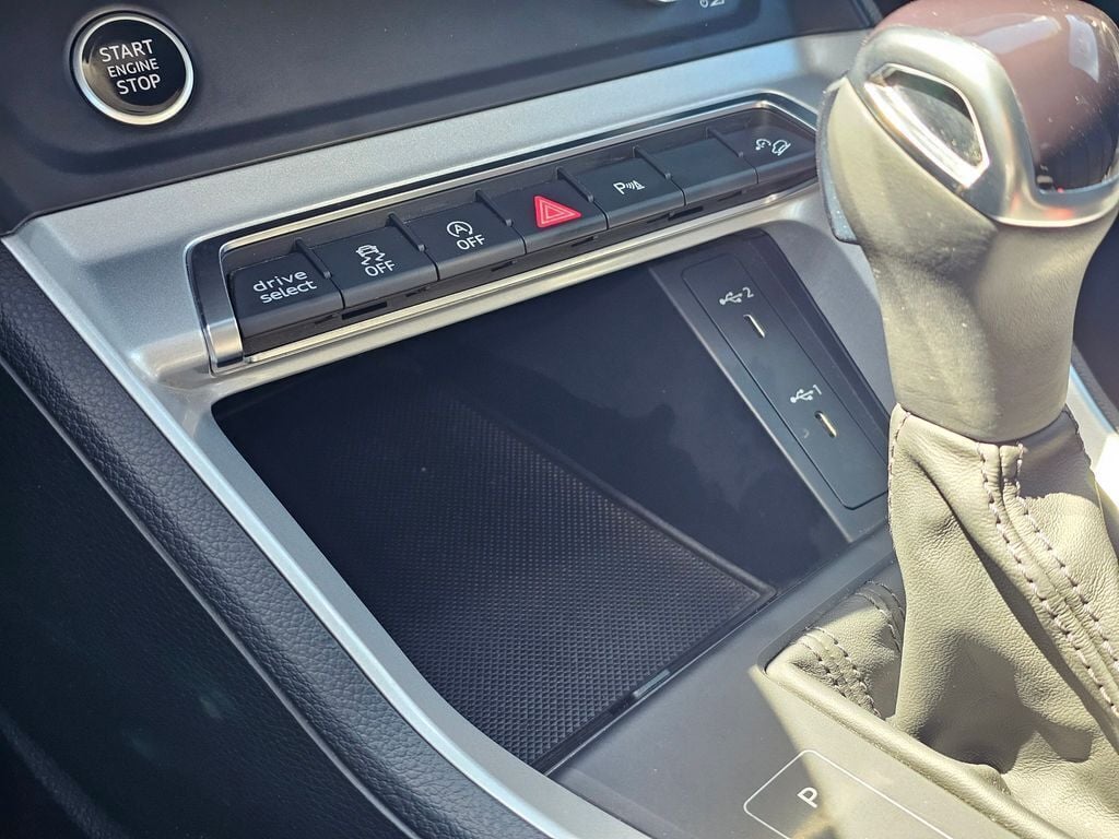2023 Audi Q3 S line Premium