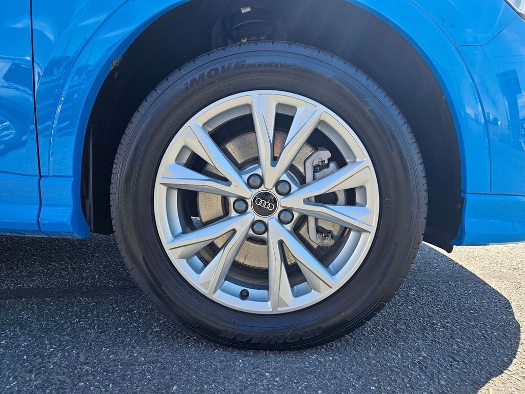 2023 Audi Q3 S line Premium