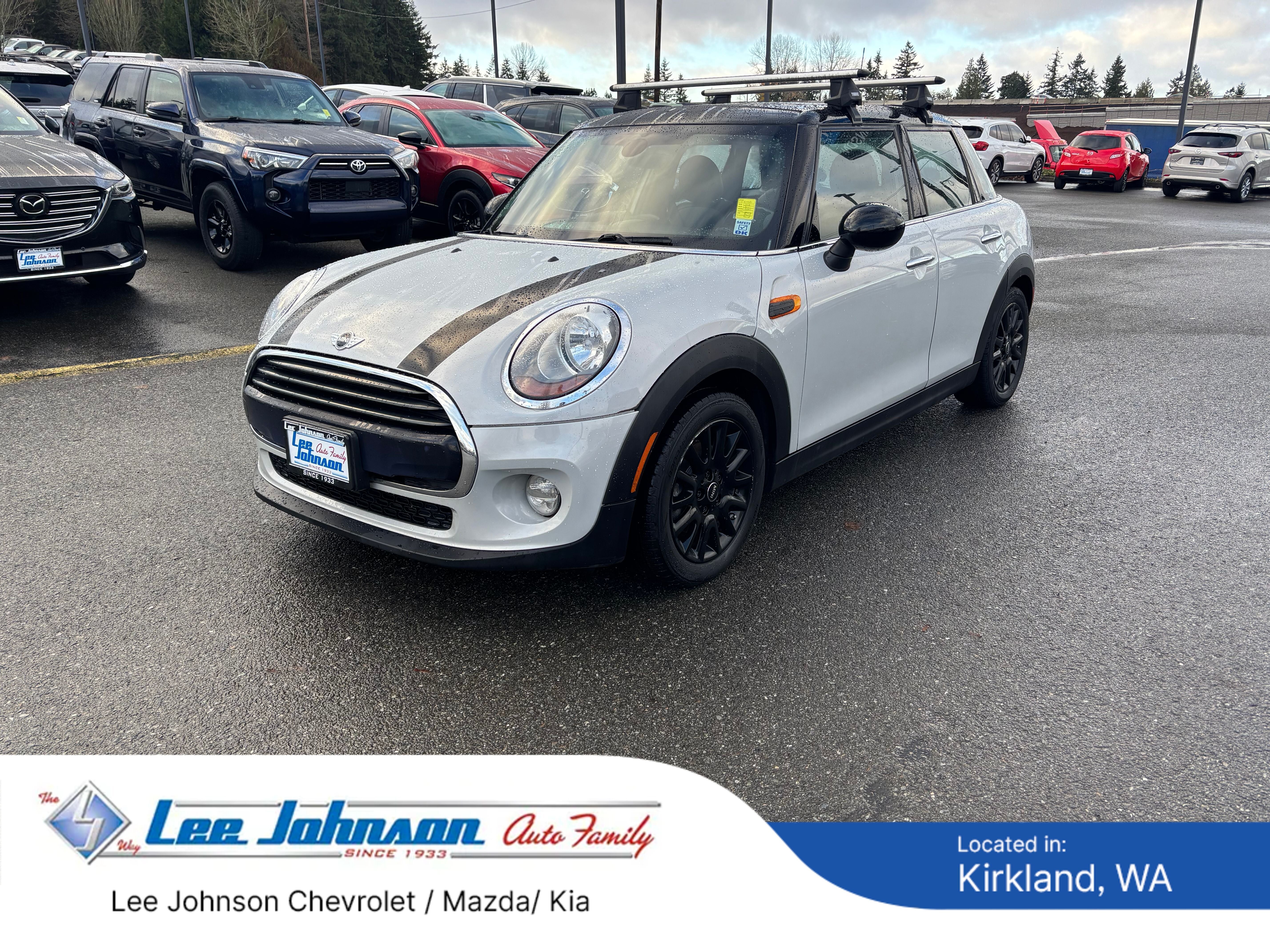 2016 MINI Hardtop 4 Door Cooper