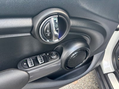 2016 MINI Hardtop 4 Door Cooper