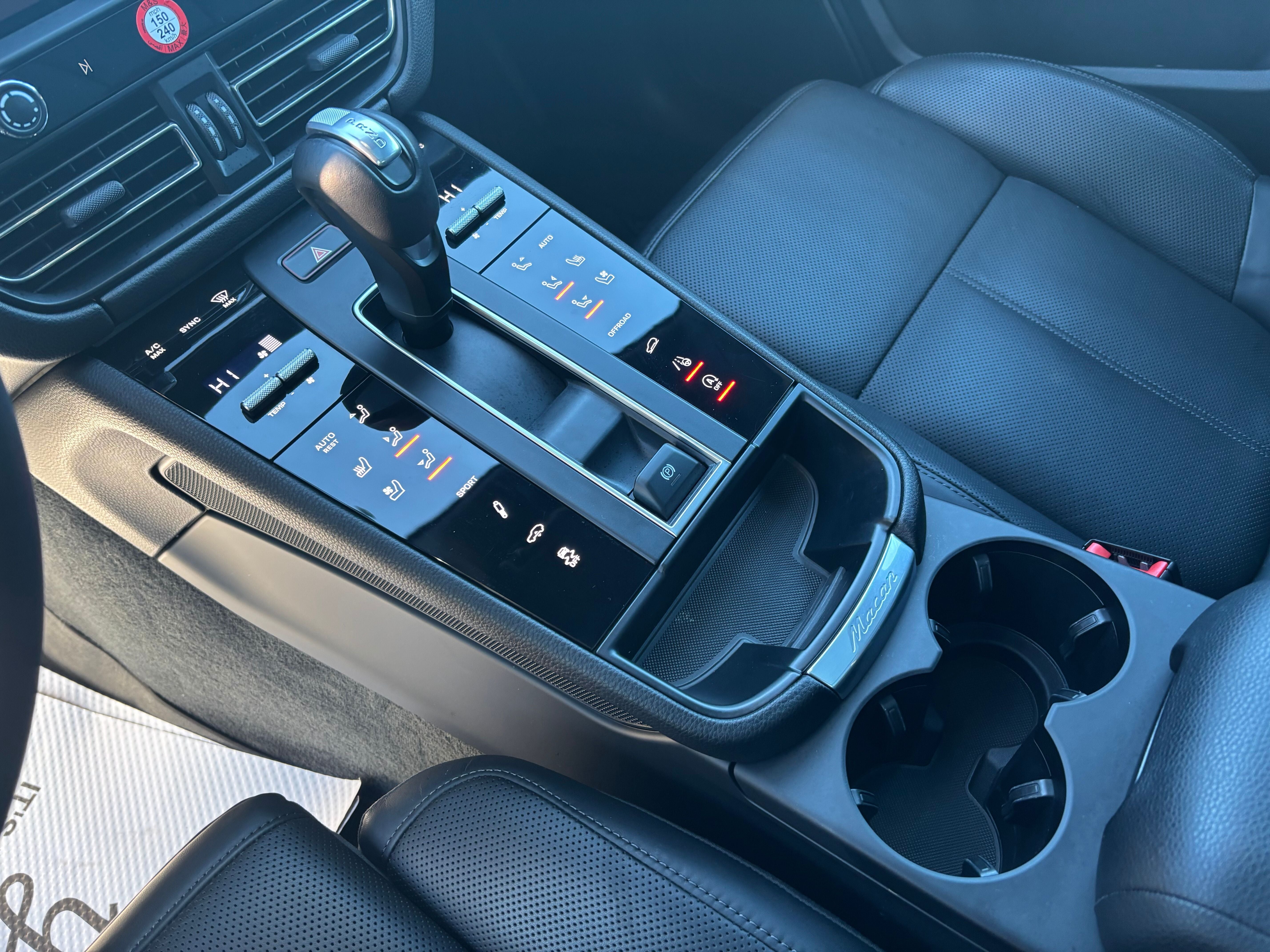 2024 Porsche Macan NA