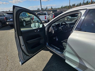 2018 Volvo XC60 R-Design