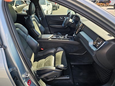 2018 Volvo XC60 R-Design