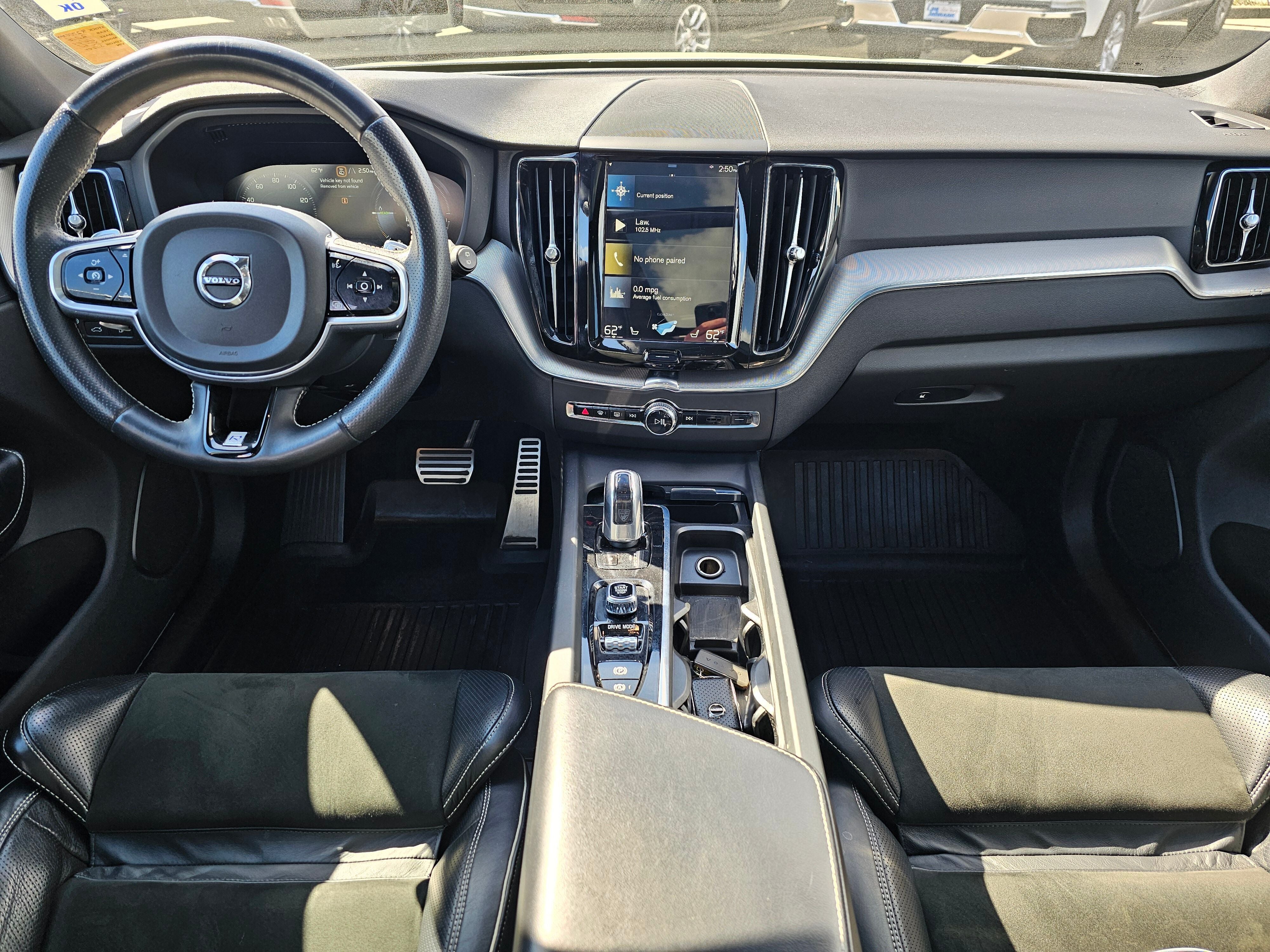 2018 Volvo XC60 R-Design