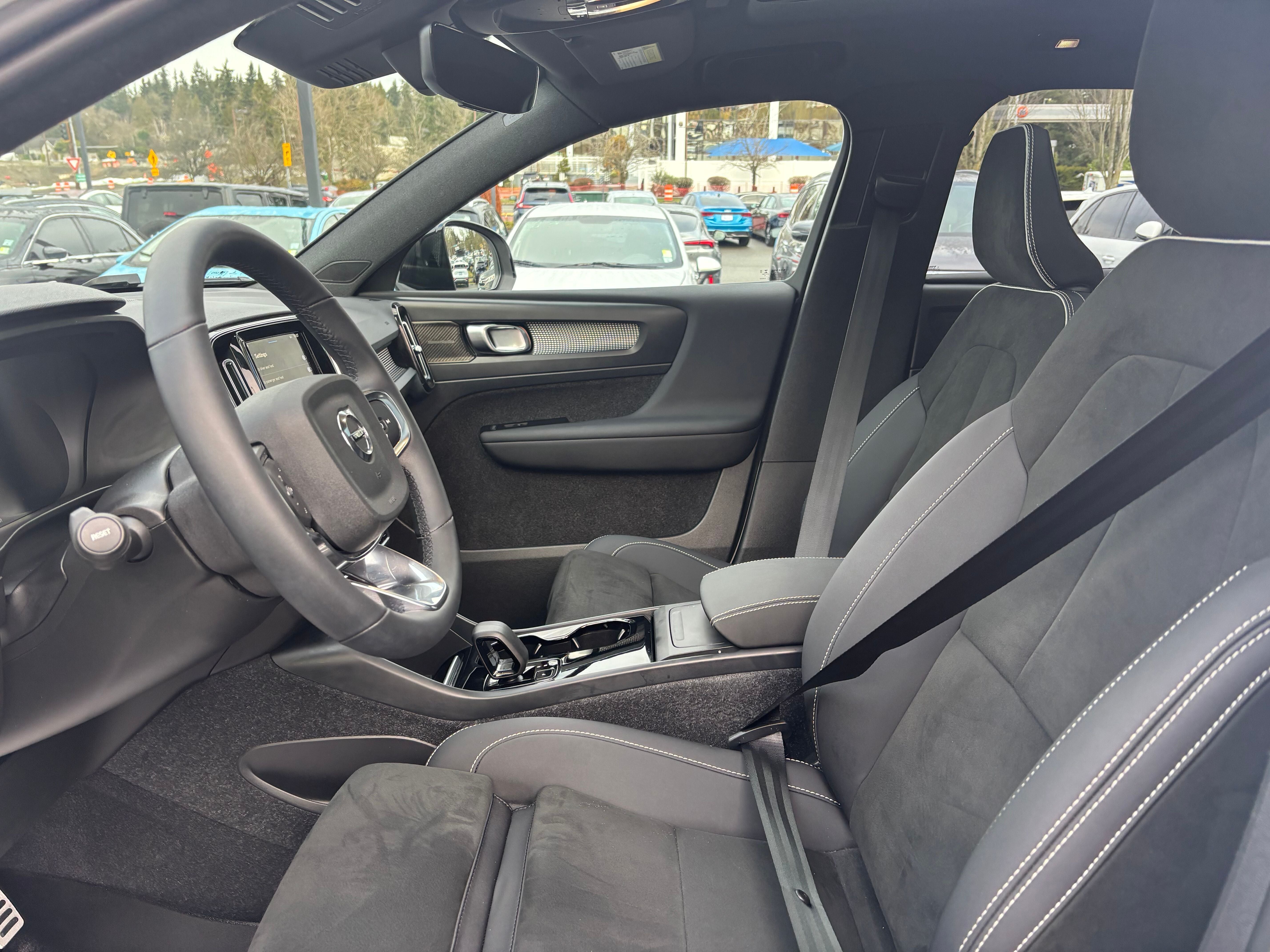 2022 Volvo XC40 Recharge Pure Electr Twin Ultimate