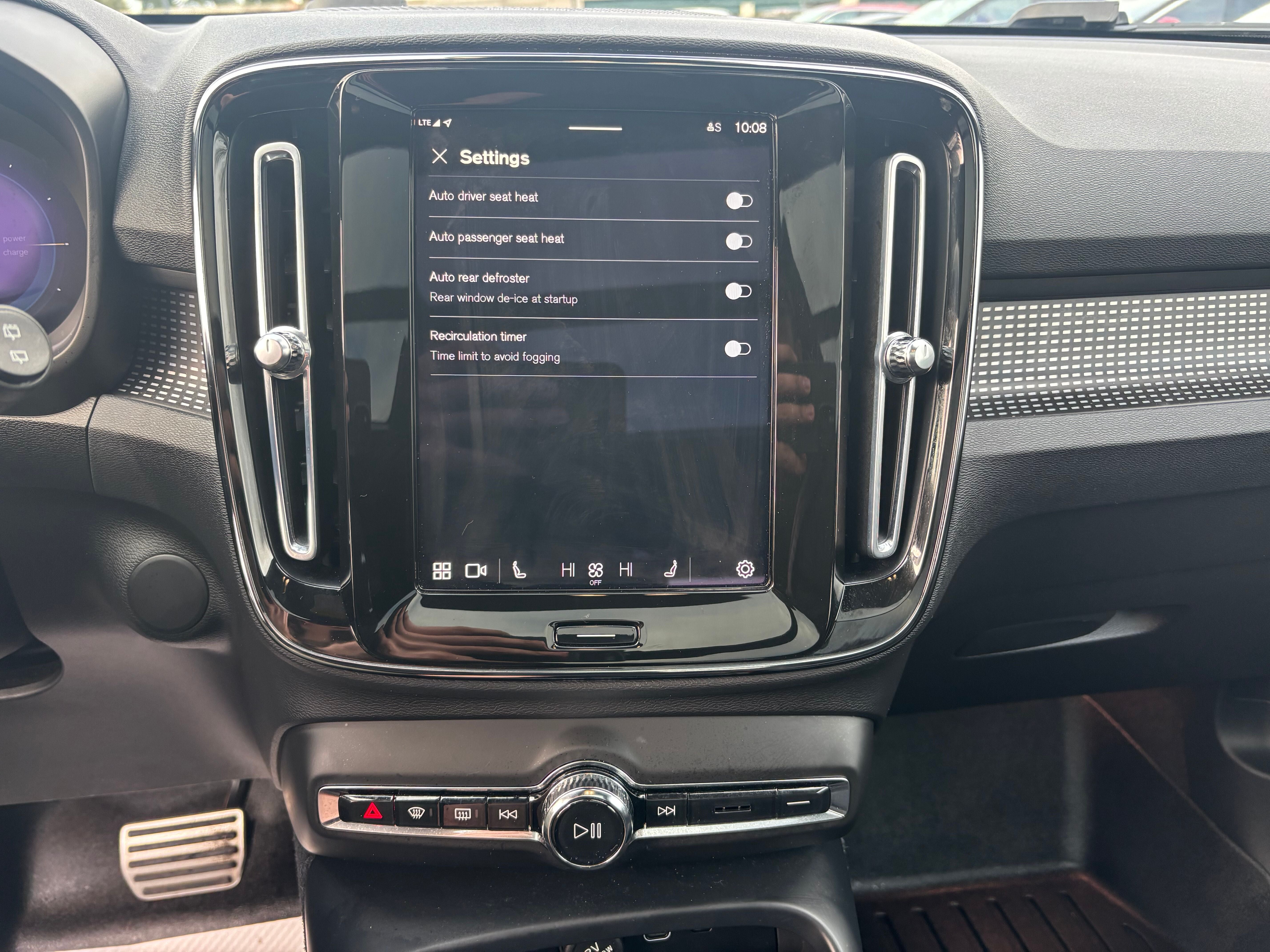 2022 Volvo XC40 Recharge Pure Electr Twin Ultimate