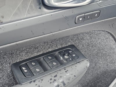 2023 Volvo XC40 Recharge Pure Electr Plus