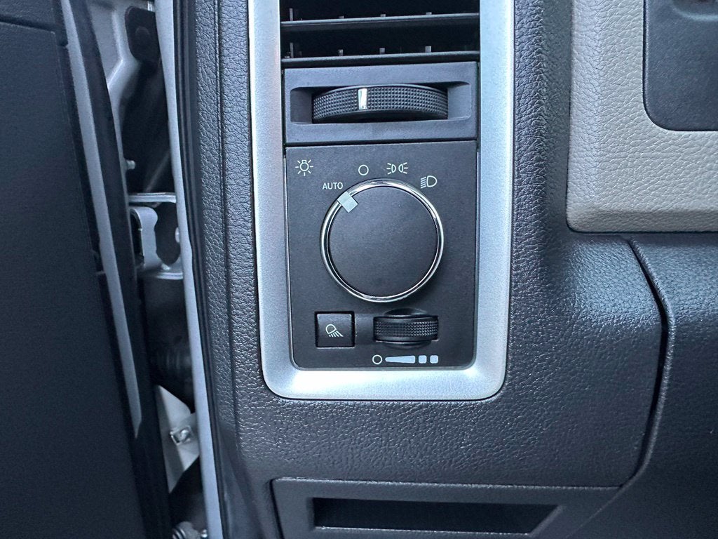 2012 RAM 1500 SLT