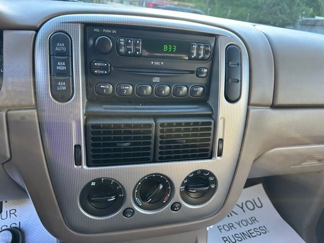 2004 Ford Explorer XLT