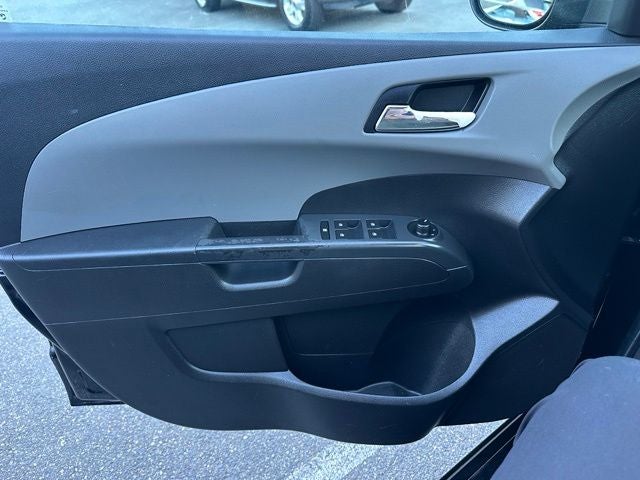 2012 Chevrolet Sonic 2LT