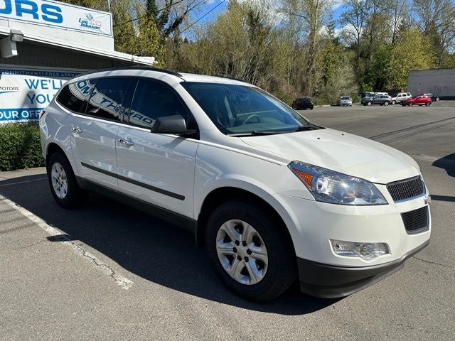 2011 Chevrolet Traverse LS Leather