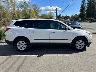 2011 Chevrolet Traverse LS Leather