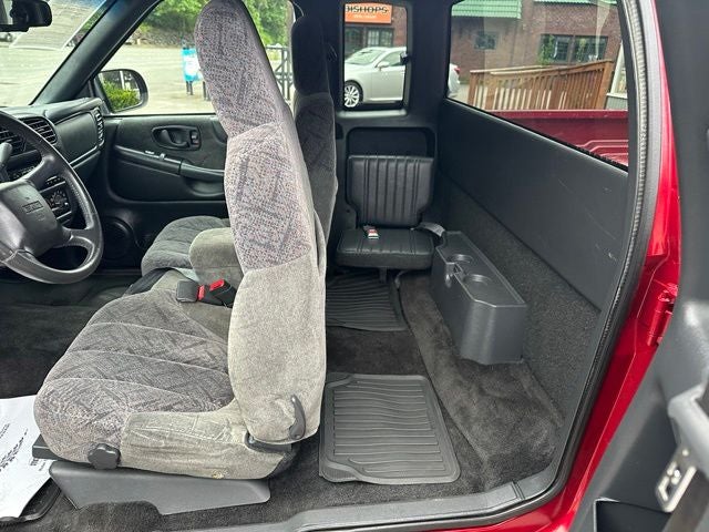 2002 GMC Sonoma SLS